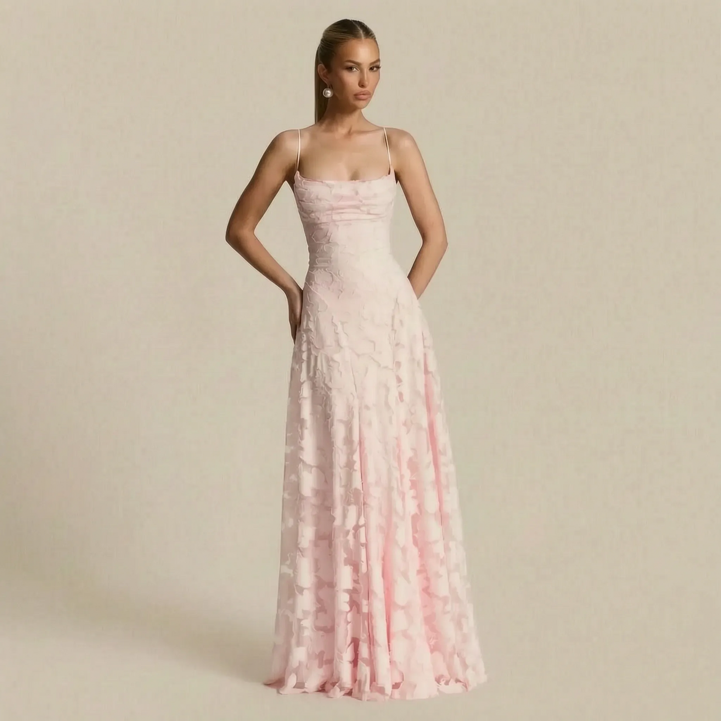 Evanna | Bodenlanges Ärmelloses Maxikleid Mit Floraler Struktur