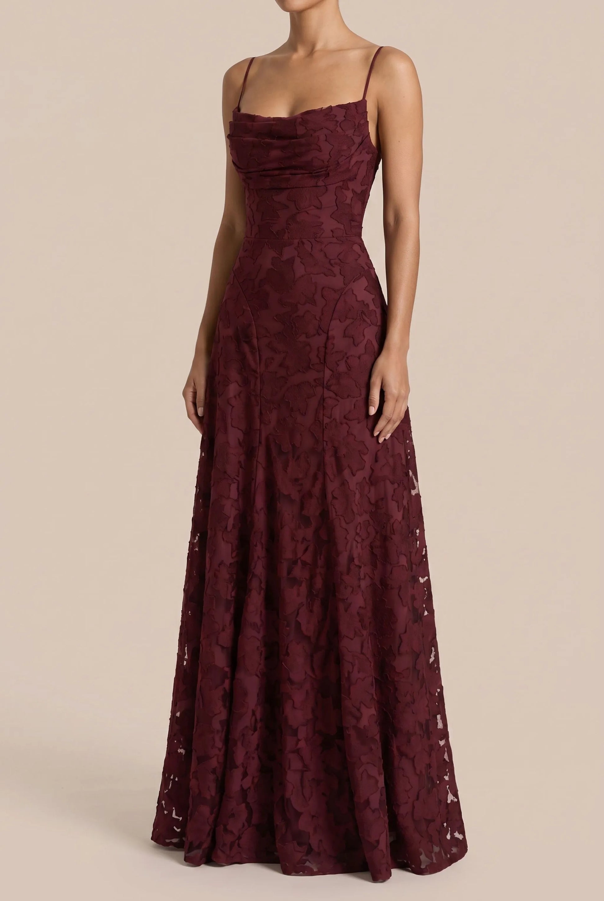 Evanna | Bodenlanges Ärmelloses Maxikleid Mit Floraler Struktur