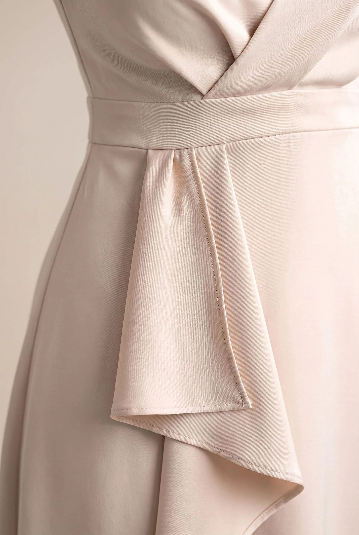 Evella | Asymmetrisches Midi-Abendkleid