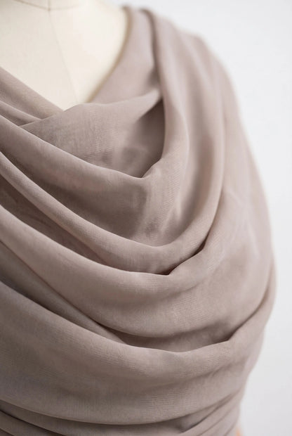 Evengrace | Elegantes Bodenlanges Maxikleid Mit Raffung