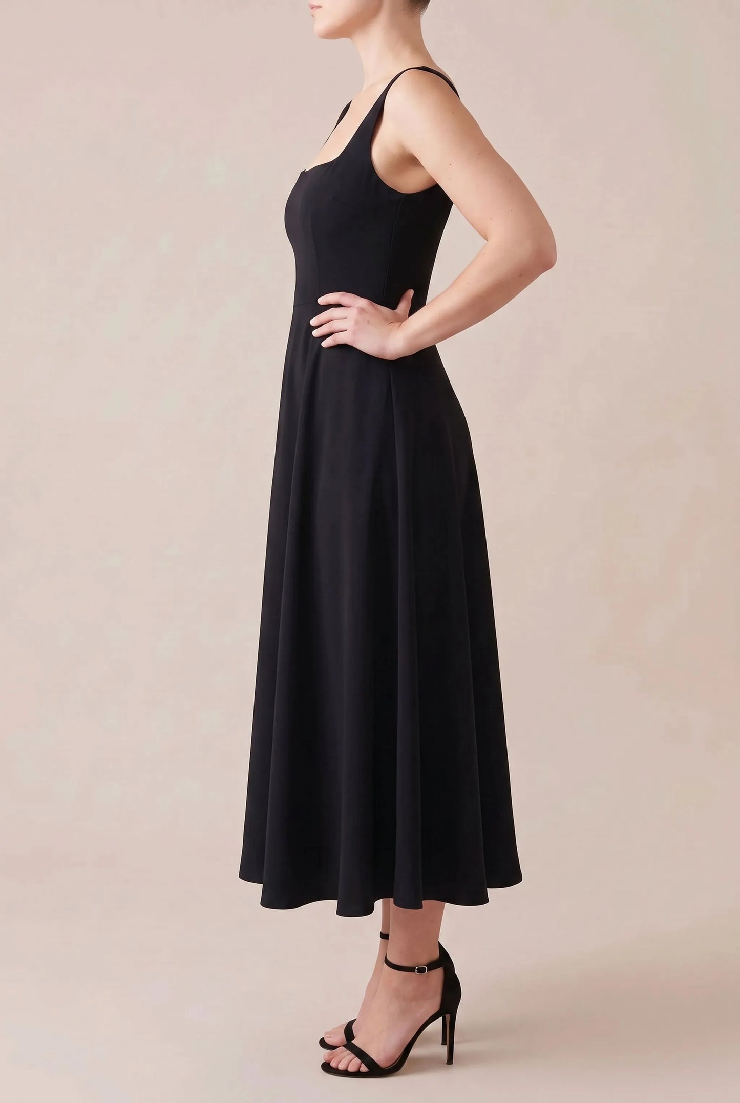 Evoria | Ärmelloses Midikleid In A-Linie