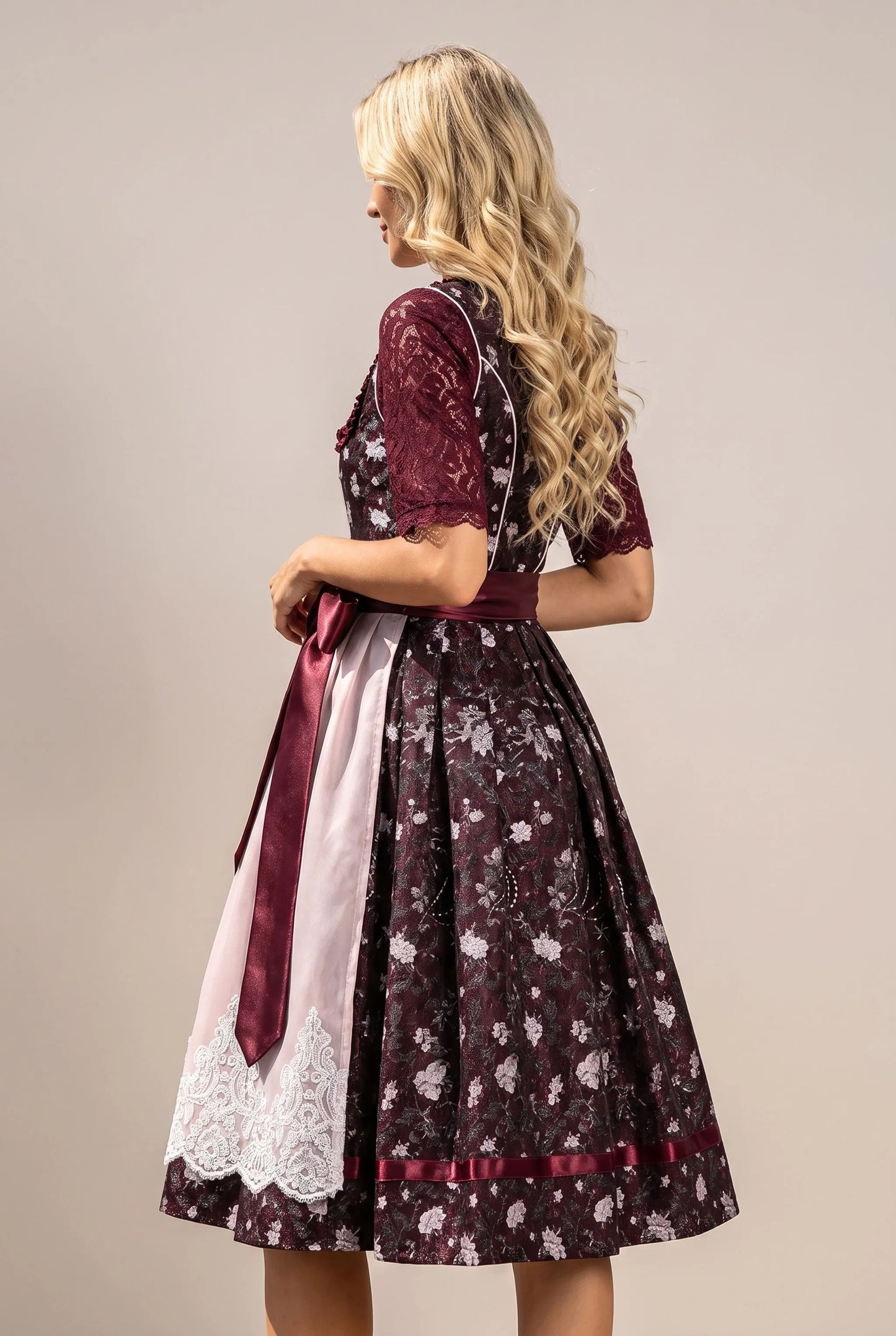 FestiveMaid | Klassisches Dirndl