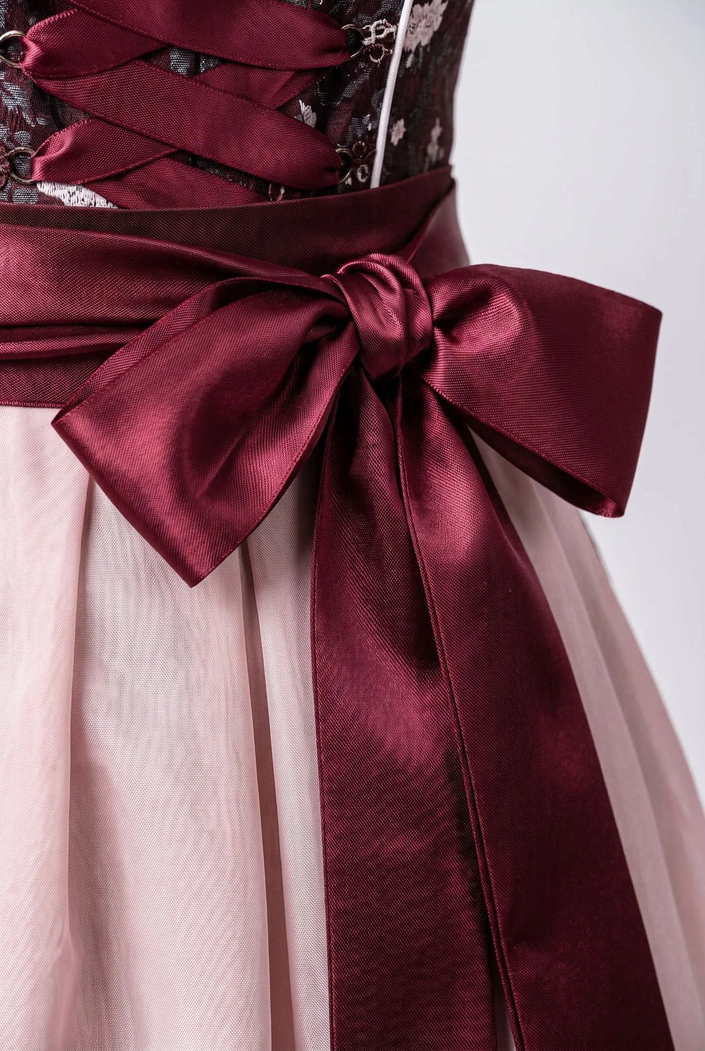 FestiveMaid | Klassisches Dirndl