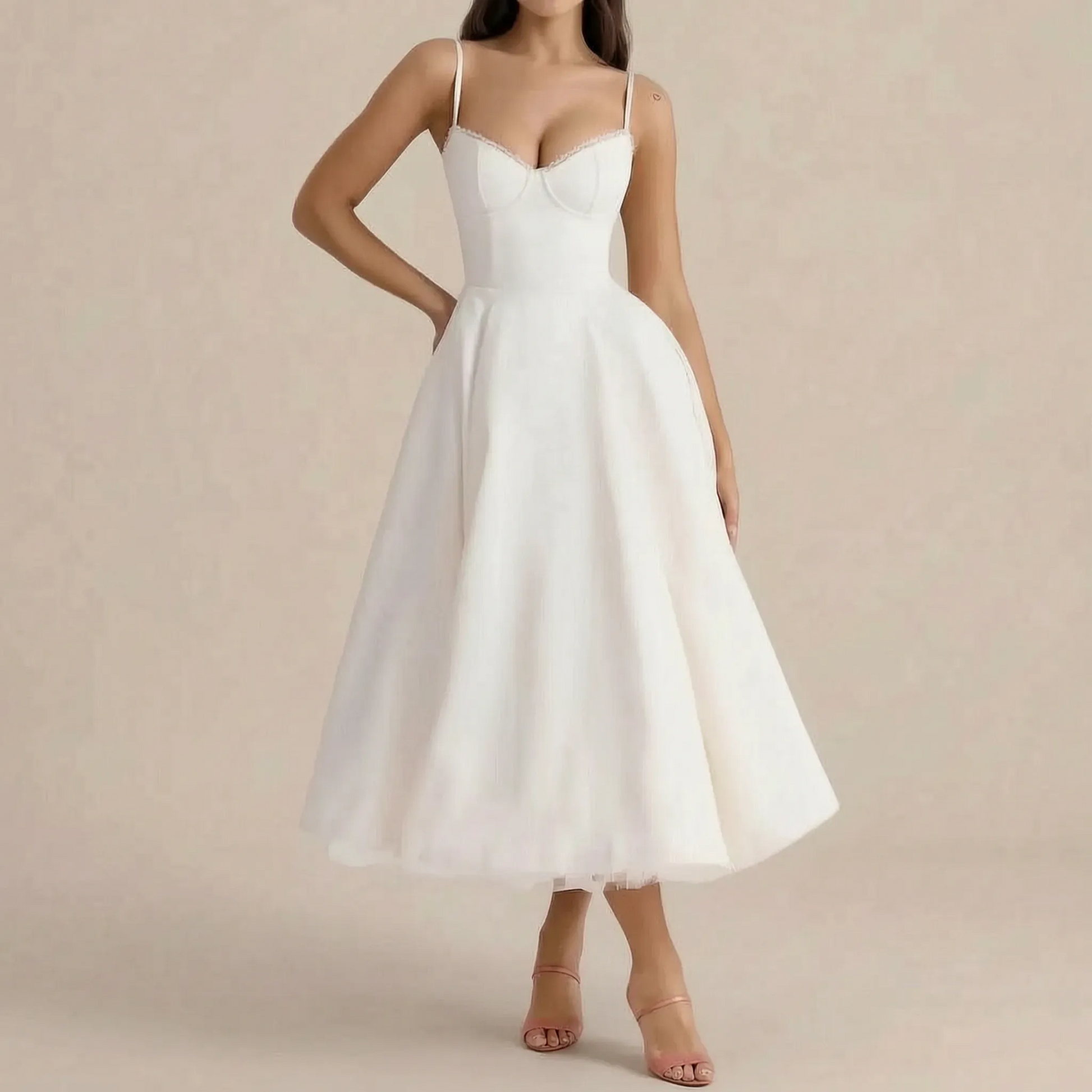 Flarefit | Figurbetontes Midikleid Mit Weitem Rock