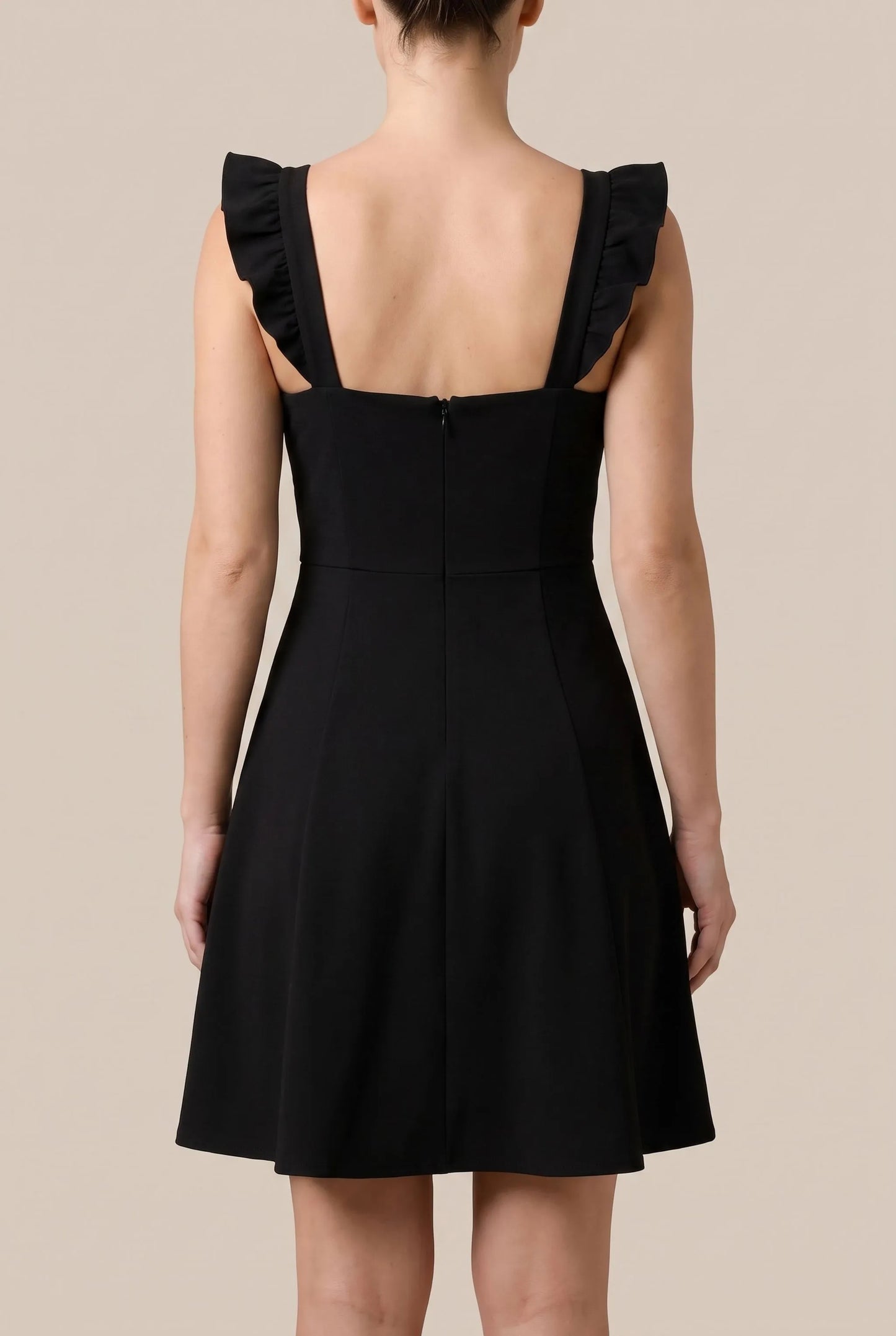 Flaris | Elegantes Sommerkleid Mit Gerüschten Trägern
