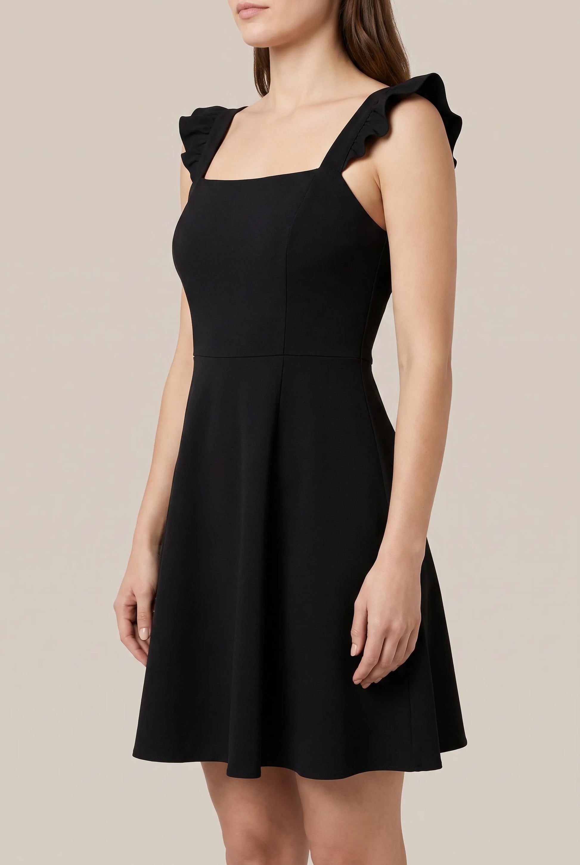 Flaris | Elegantes Sommerkleid Mit Gerüschten Trägern
