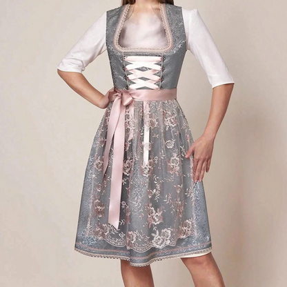 FloralBreeze | Traditionelles Dirndl Mit Floraler Schürze