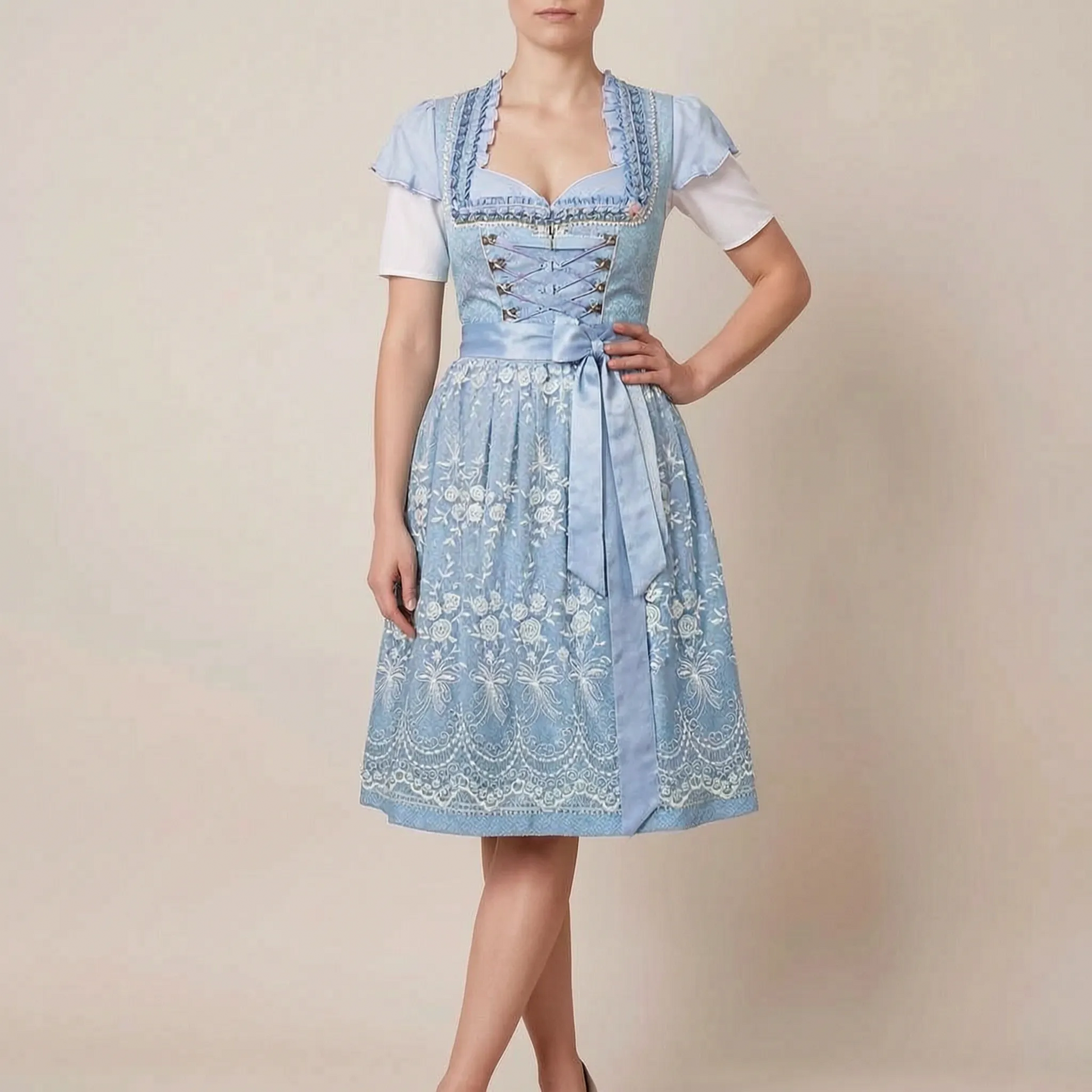 FloralBreeze | Traditionelles Dirndl Mit Floraler Schürze