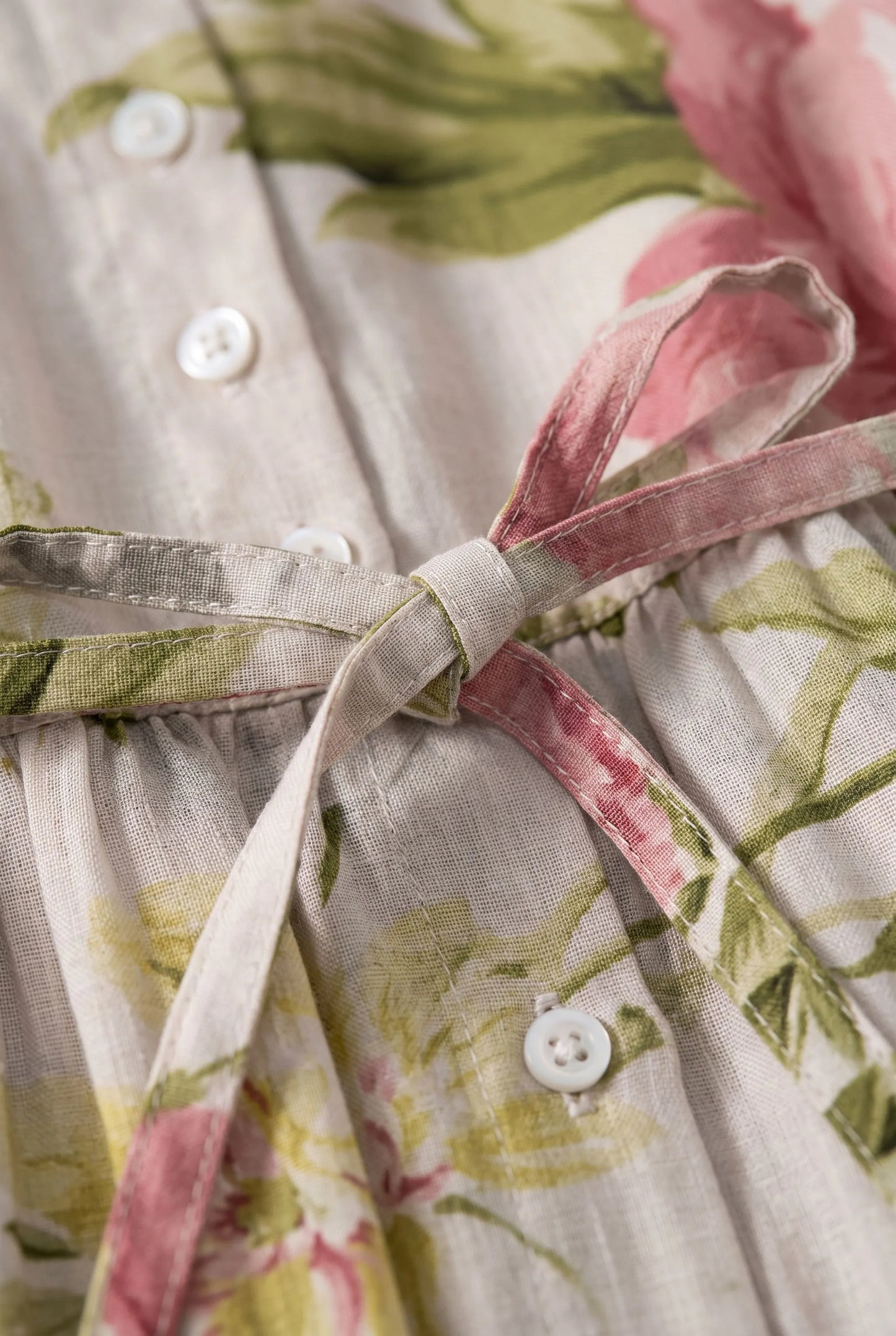 Floralee | Buntes Blumenkleid Im Vintage-Stil