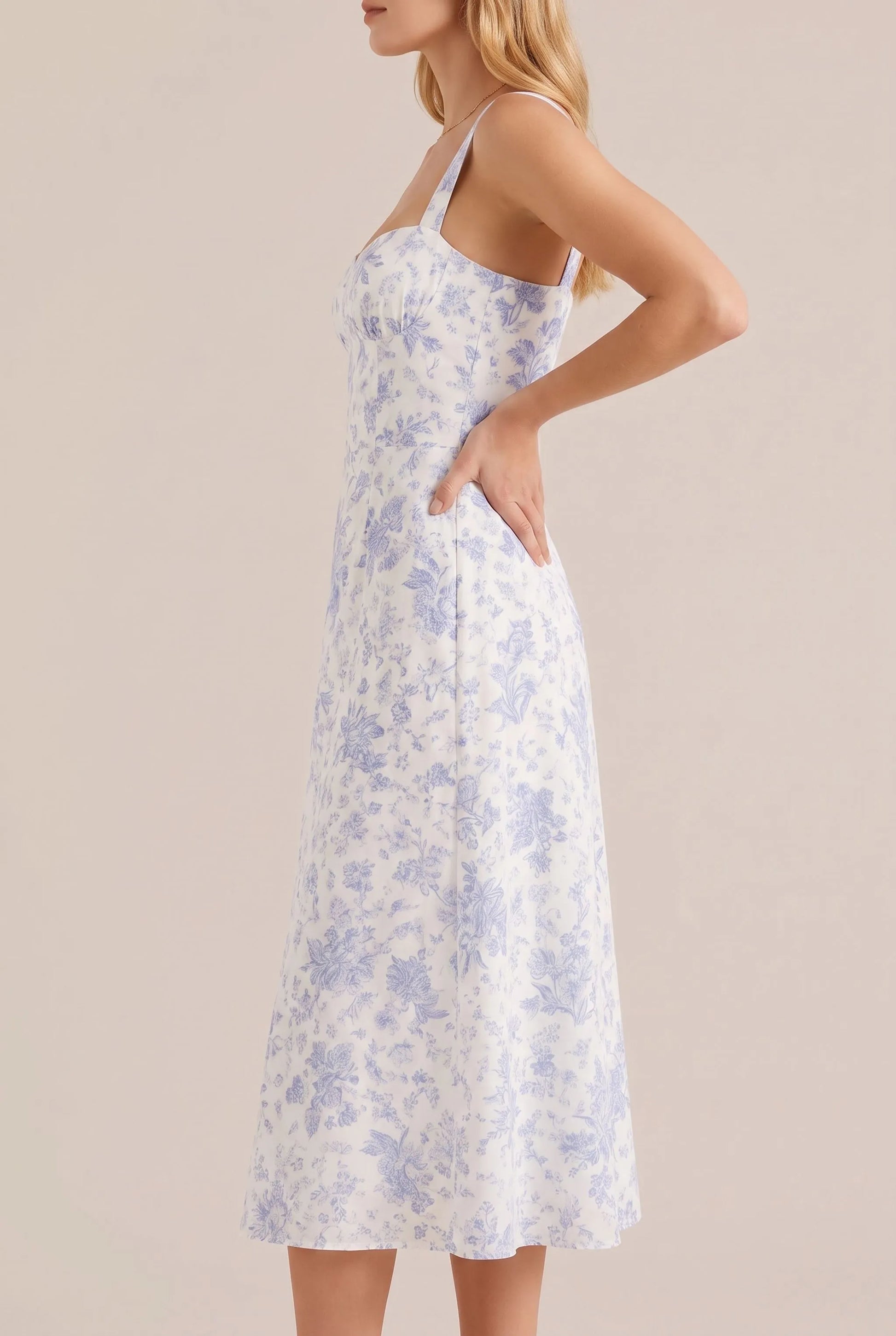 Flowtis | Leichtes Florales Midikleid Für Den Sommer