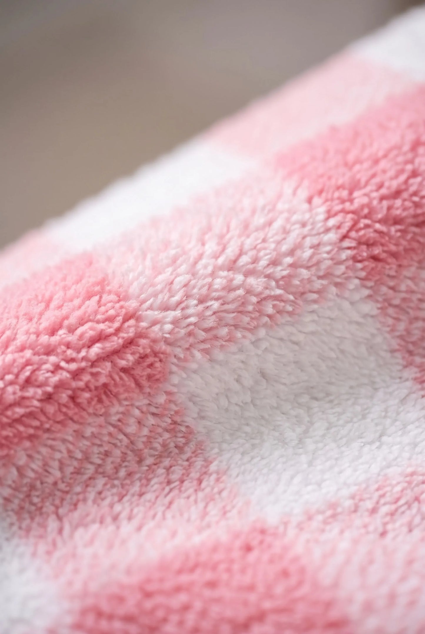 FluffPlaid | Kuschelige Plüschjacke Mit Karomuster