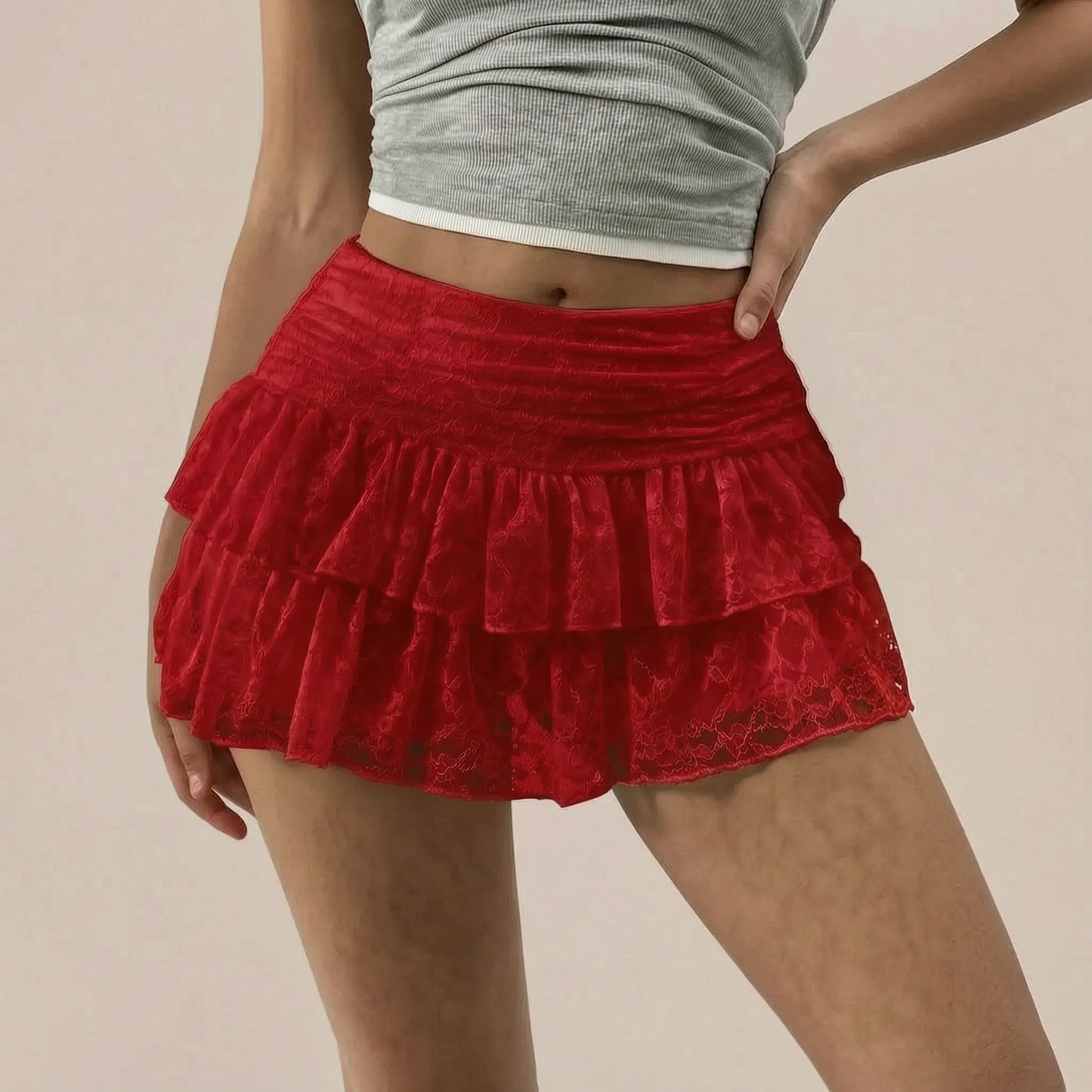 Frivena | Verspielter Weißer Skort Mit Volants