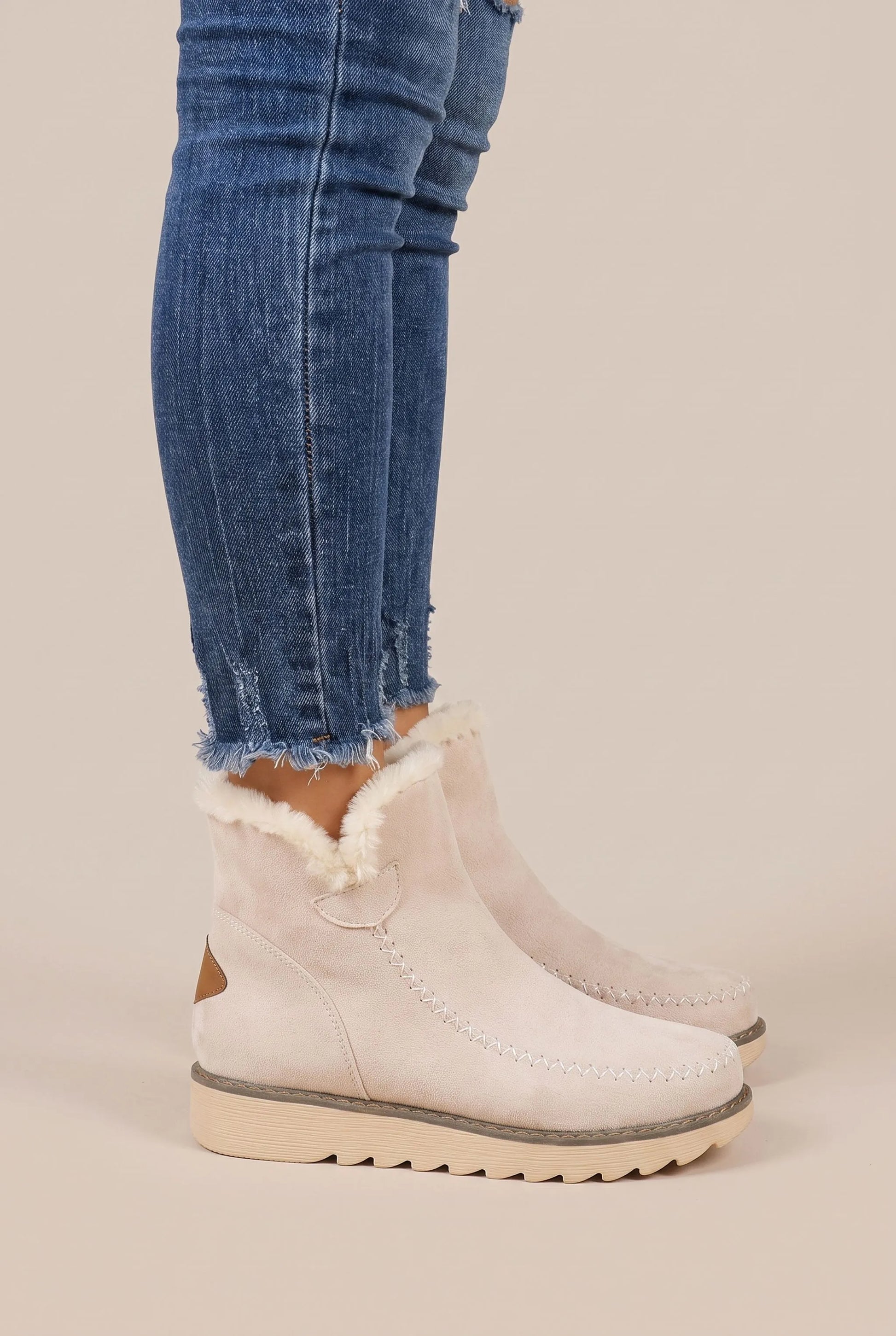 FrostWalk | Lässige Gefütterte Winterstiefel