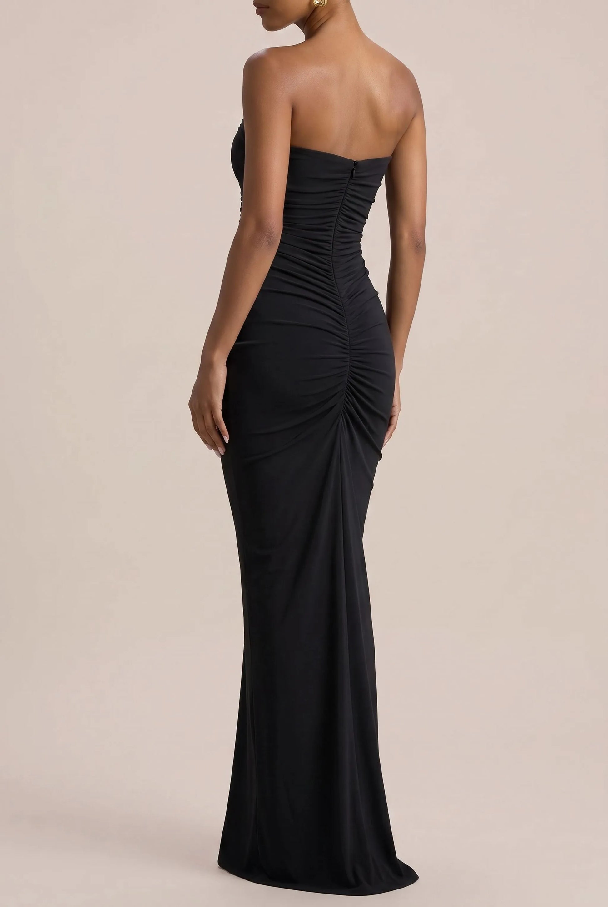 Glamoris | Figurbetontes Langes Schwarzes Abendkleid