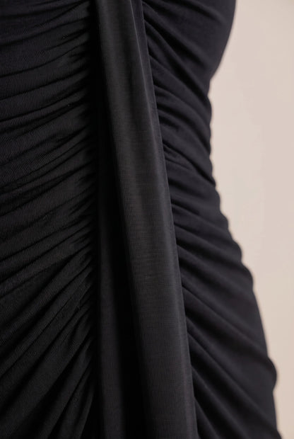 Glamoris | Figurbetontes Langes Schwarzes Abendkleid