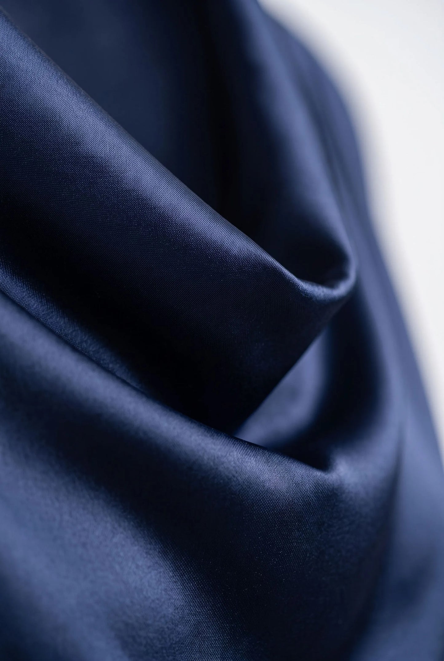 Glimmoria | Drapiertes Festliches Midikleid