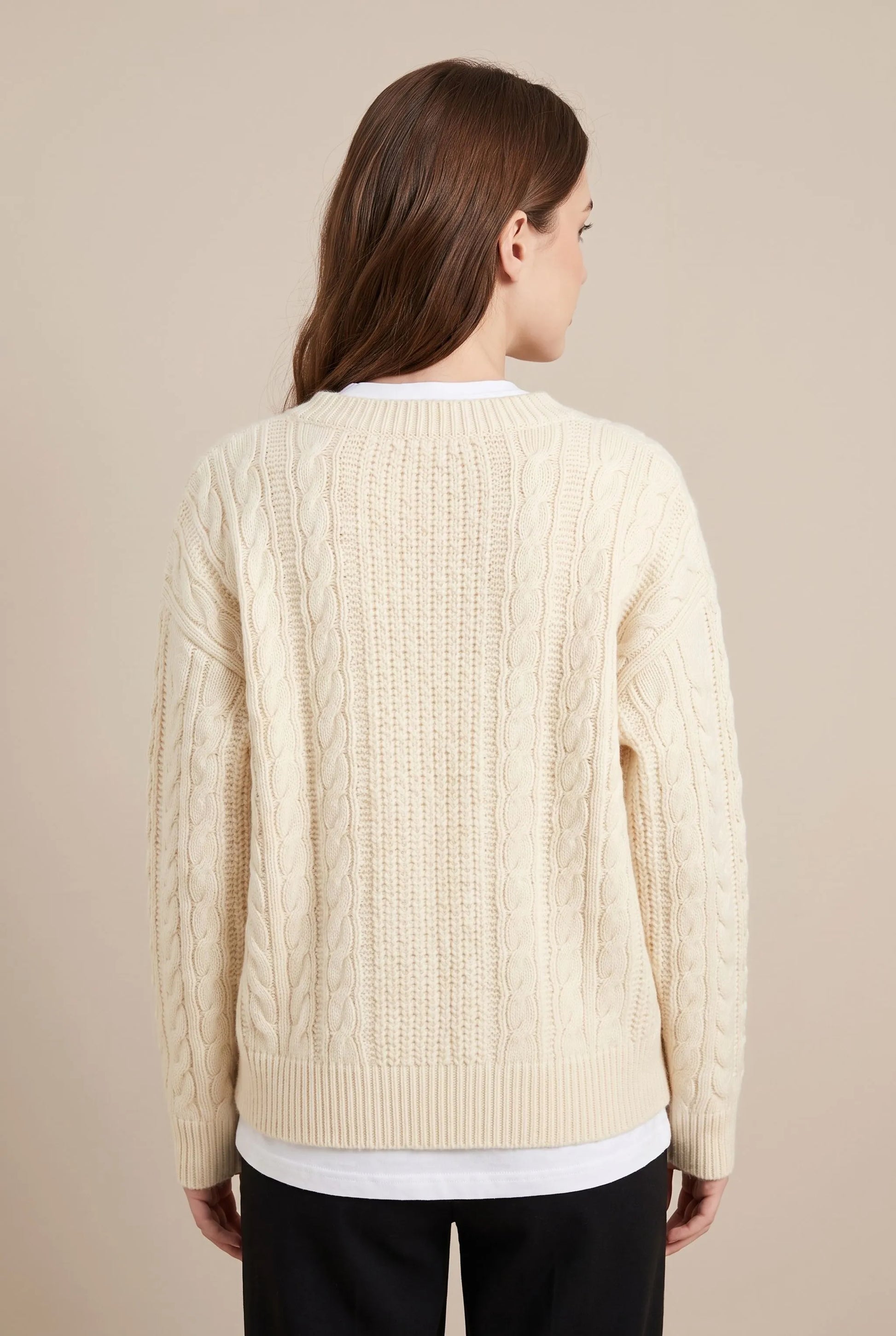 Knitrova | Grob Gestrickte Kurze Strickjacke