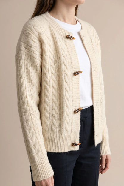 Knitrova | Grob Gestrickte Kurze Strickjacke