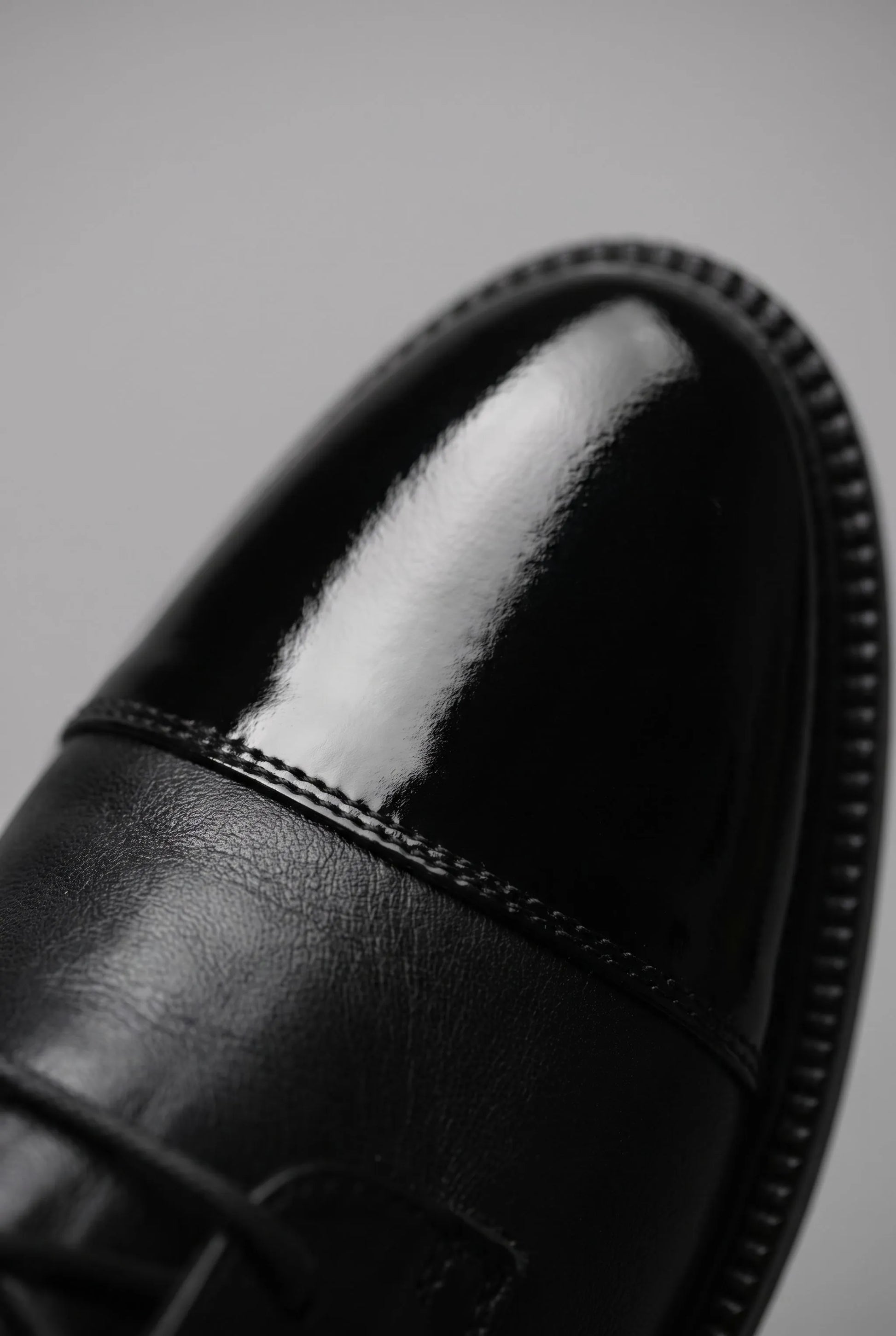 LuminaBoot | Elegante Damen Schnürstiefeletten