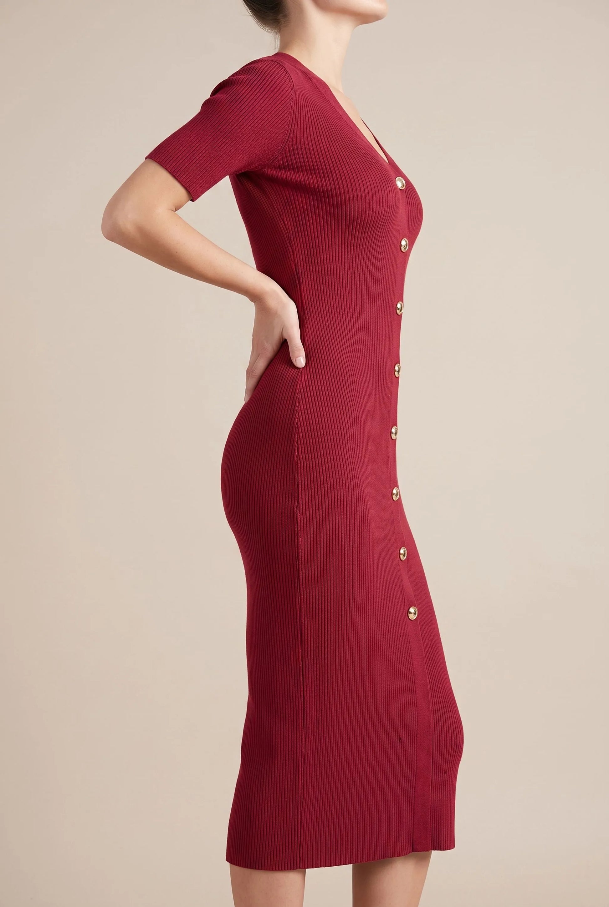 LuminaDress | Langes V-Ausschnitt Strickkleid