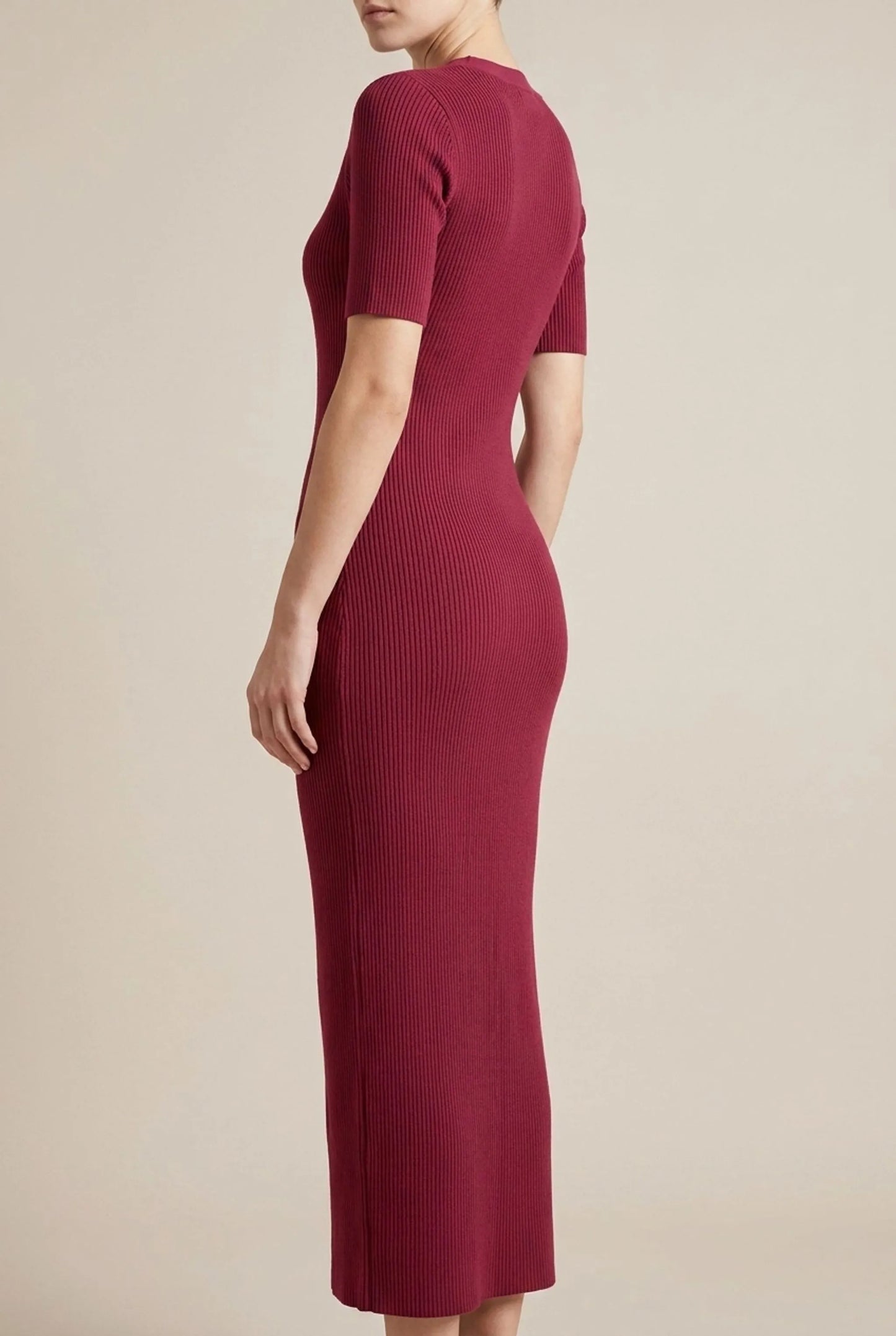 LuminaDress | Langes V-Ausschnitt Strickkleid