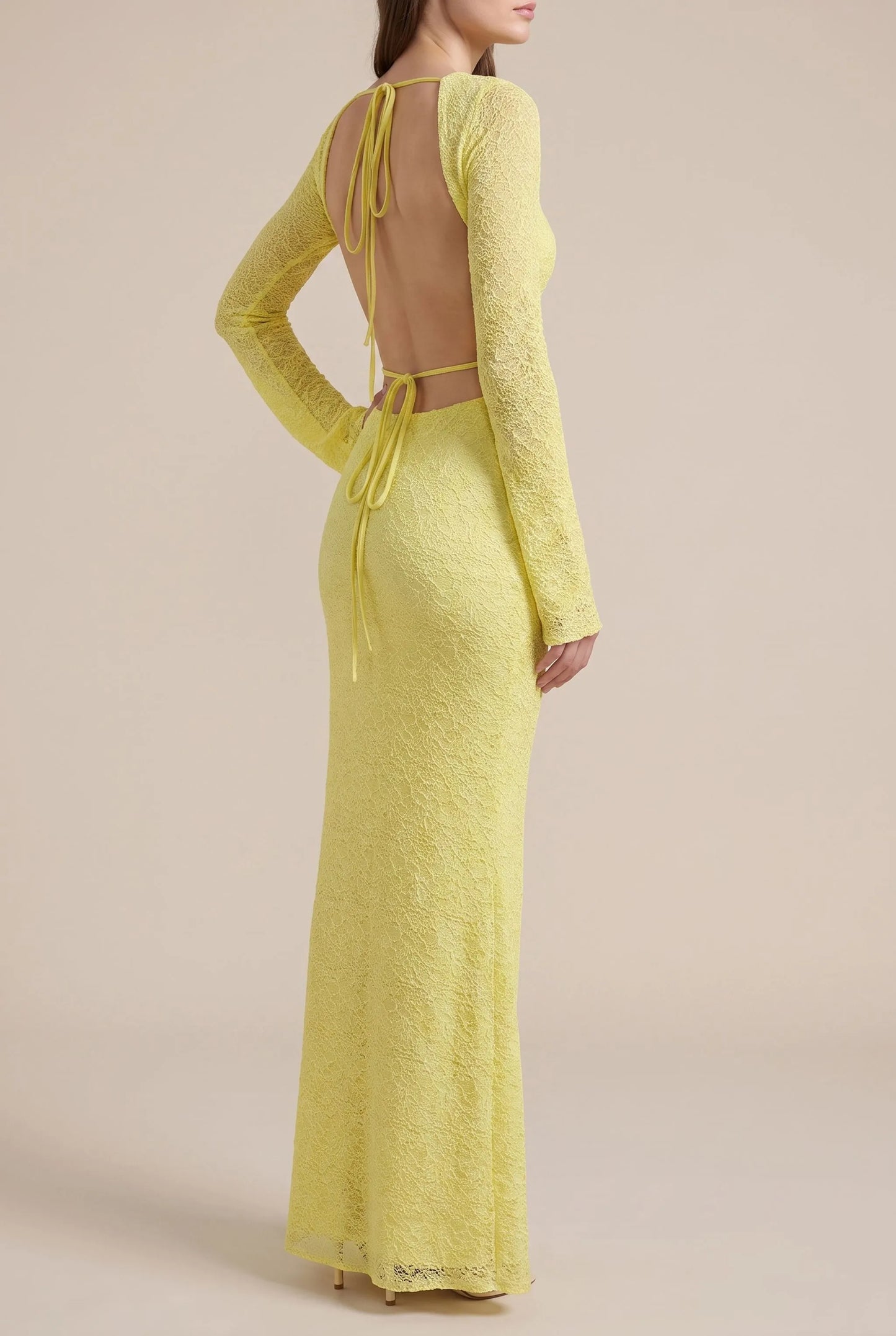 Lumiris | Gelbes Abendkleid Mit Tiefem Rückenausschnitt