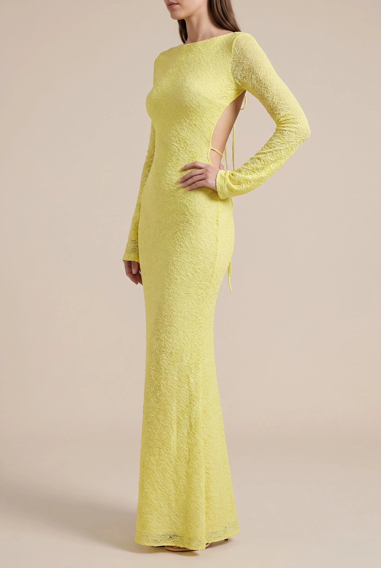 Lumiris | Gelbes Abendkleid Mit Tiefem Rückenausschnitt