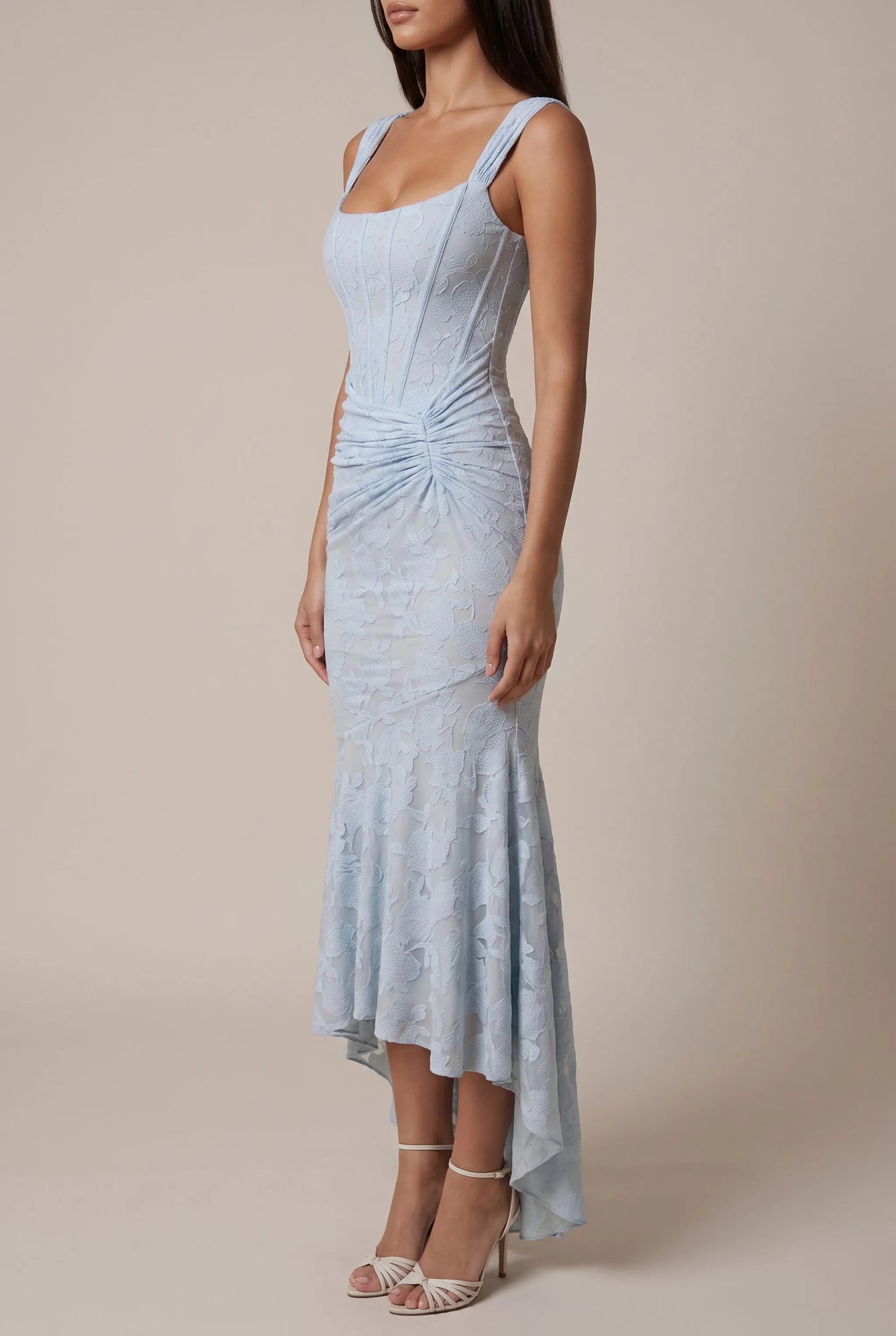 Lurelle | Elegantes Asymmetrisches Maxikleid Für Hochzeitsgäste