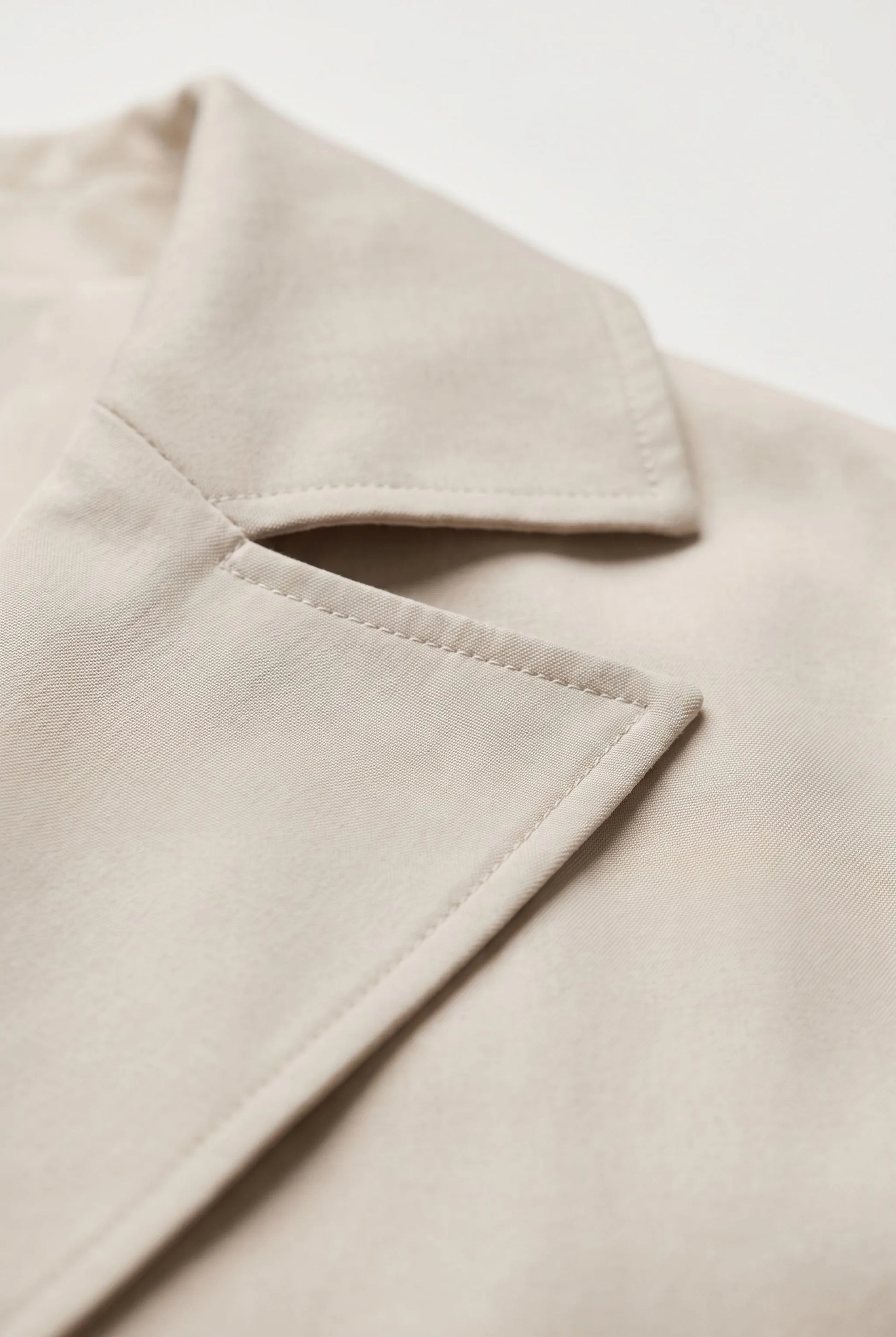 LyraCoat | Eleganter Wintermantel