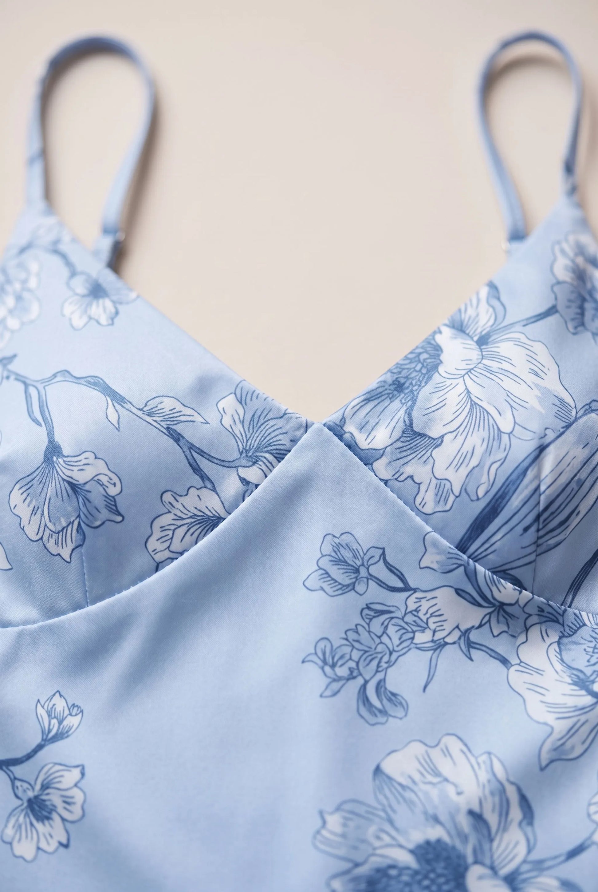 Maxella | Figurbetontes Florales Maxikleid