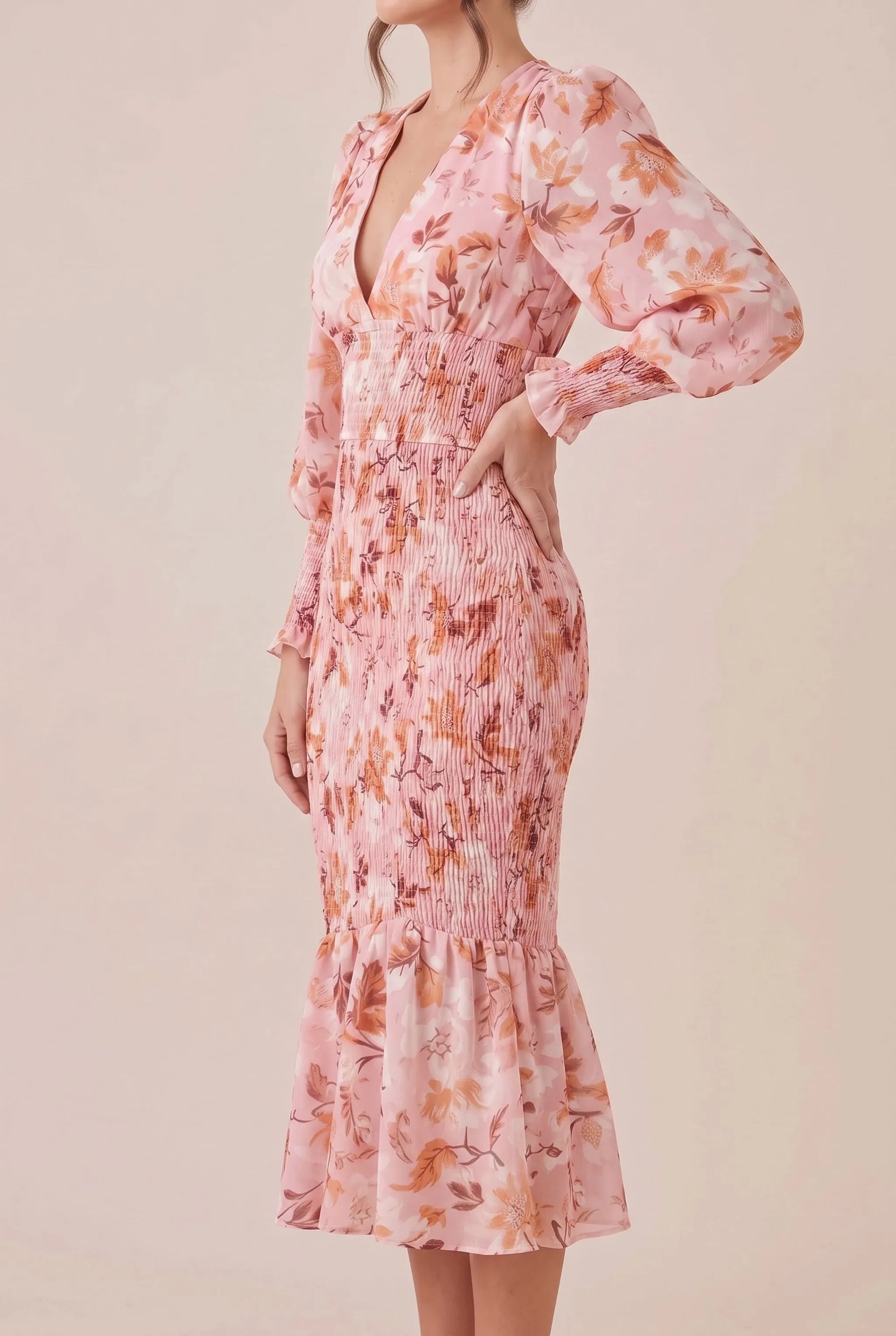 Milyris | Figurbetontes Midikleid