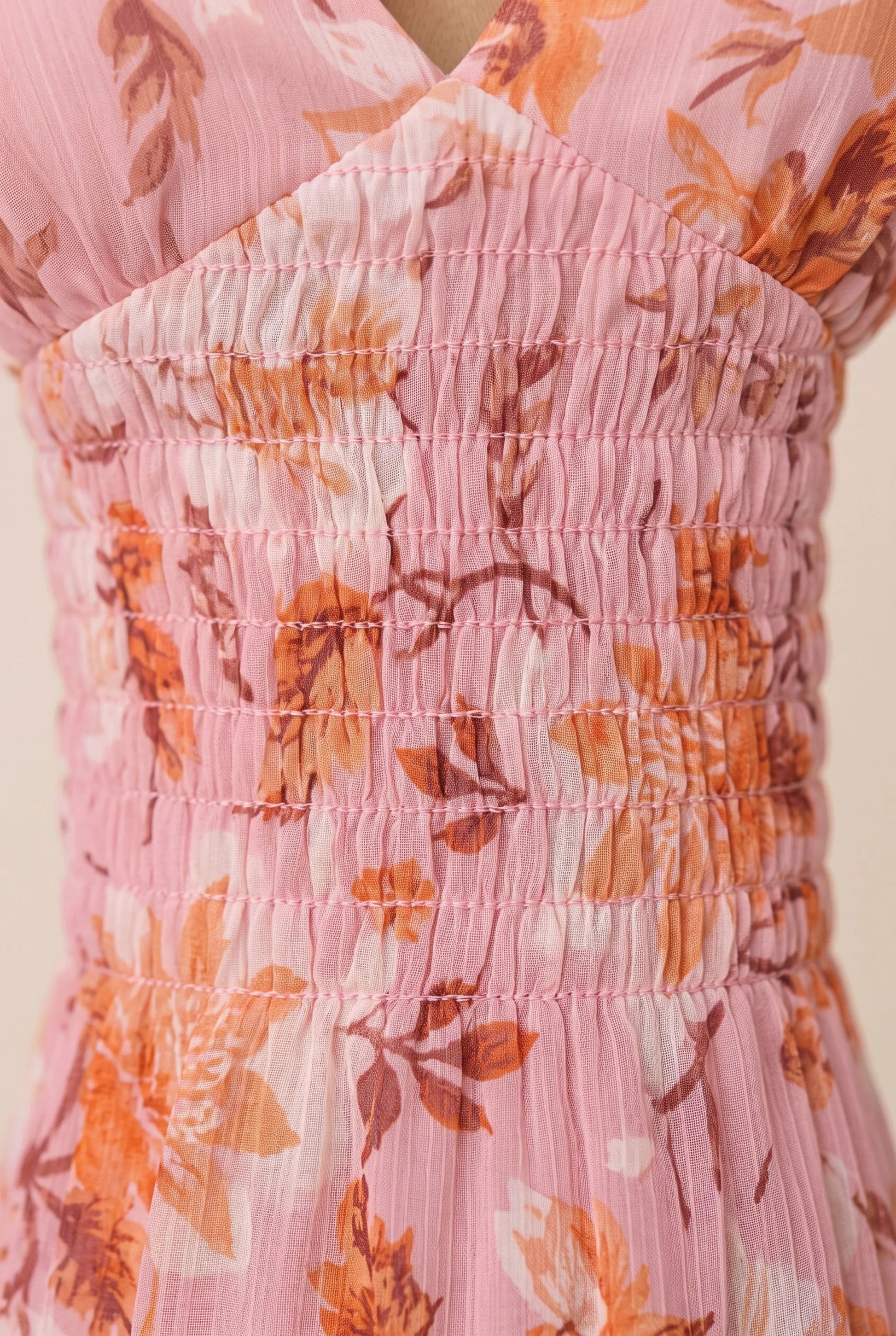 Mirelle | Figurbetontes Midikleid Mit Blumenmuster