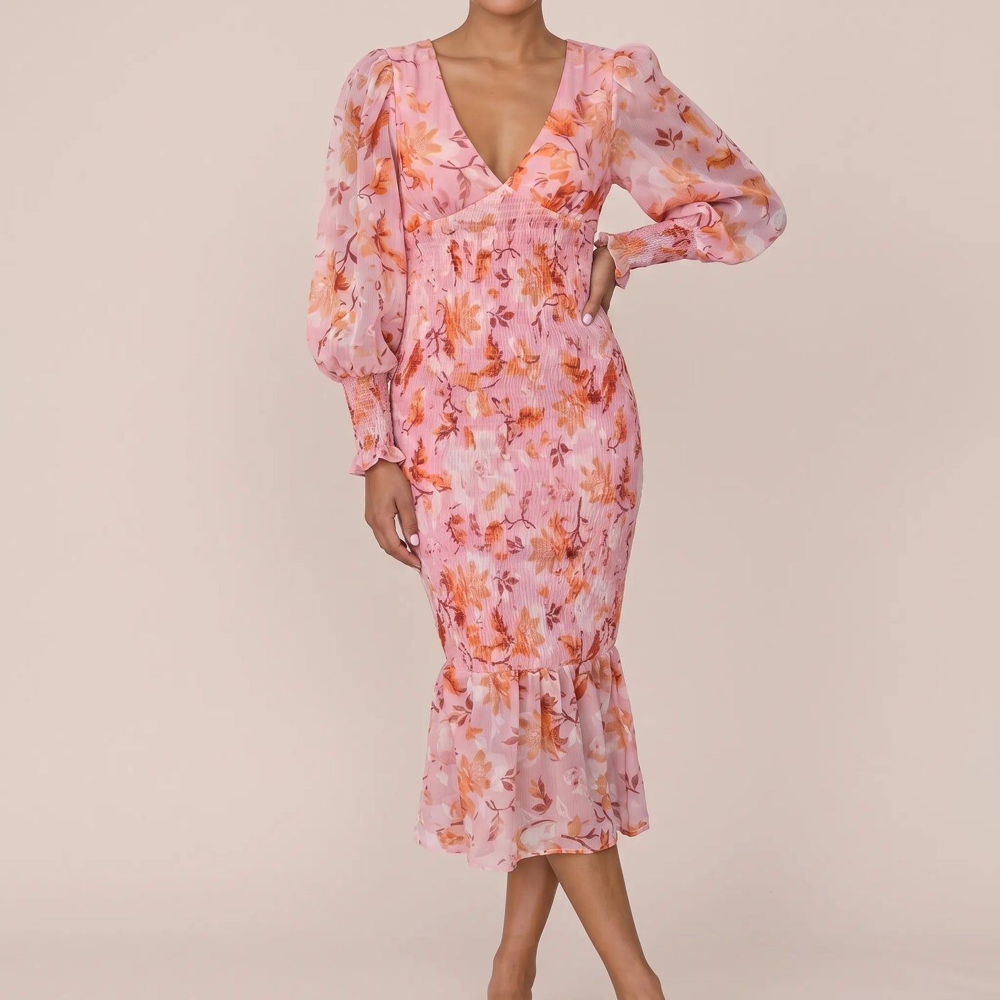 Mirelle | Figurbetontes Midikleid Mit Blumenmuster