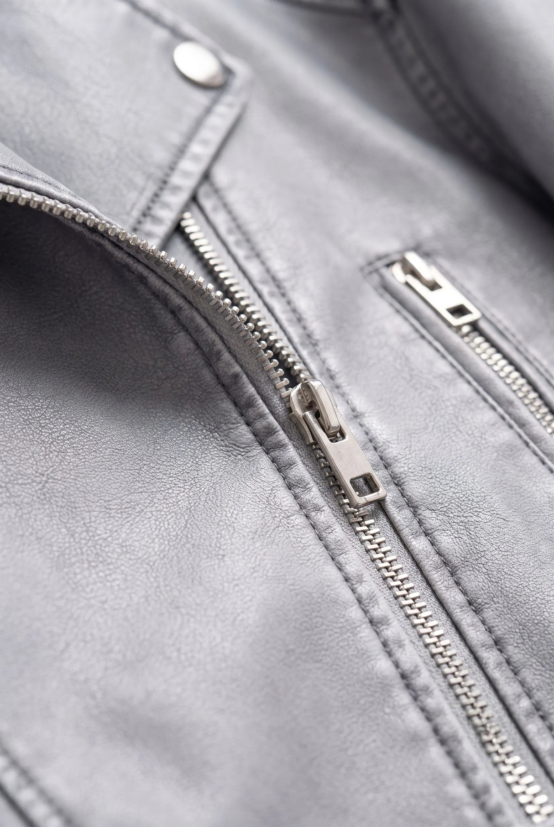 Motorixa | Kurze Bikerjacke Im Motorradstil
