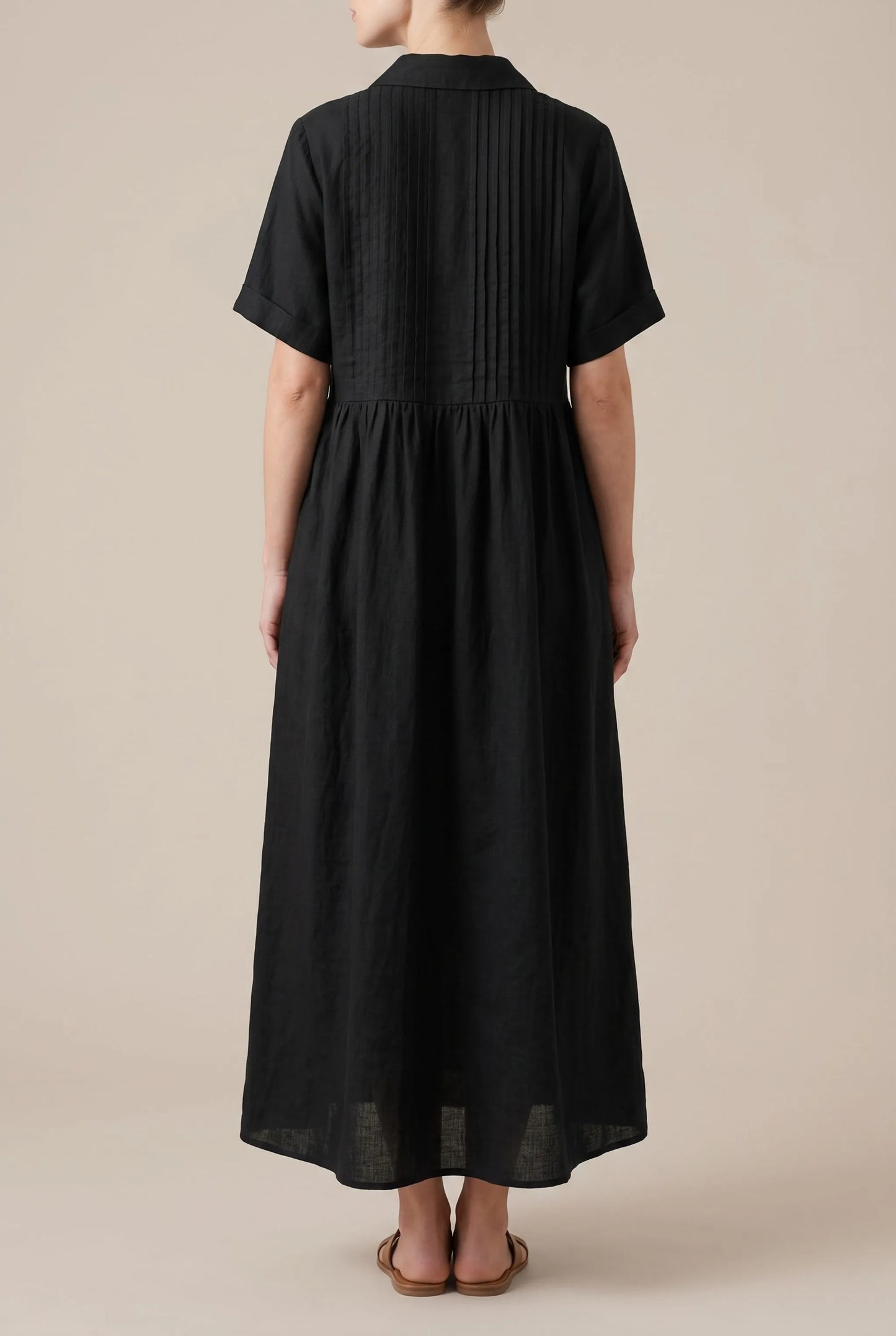 Nivenia | Weit Geschnittenes Sommerkleid Mit Halber Knopfleiste