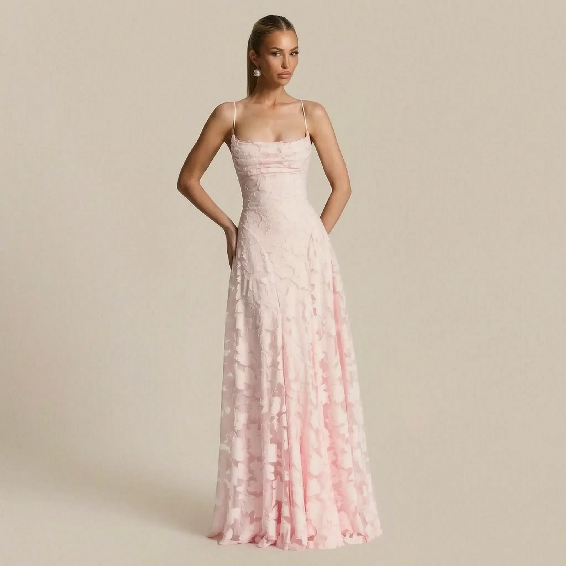Nocelle | Ärmelloses Maxikleid Mit Floraler Textur