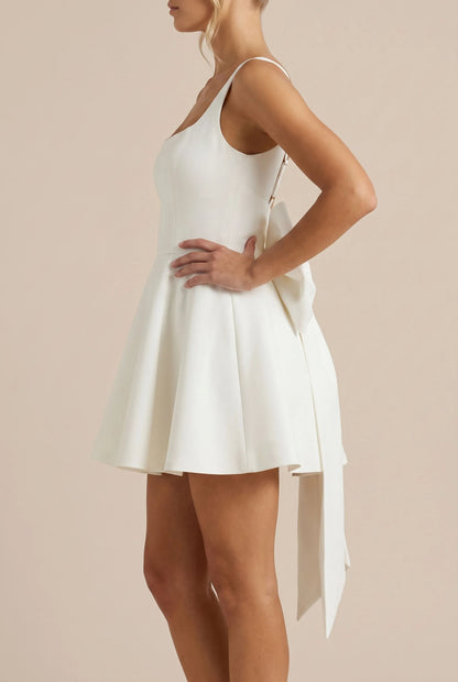 Novary | Elegantes Weißes Minikleid