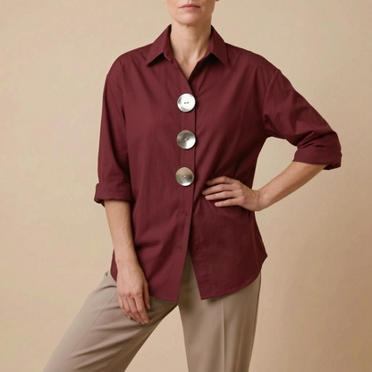 OversizeBlouse | Hellblaue Damenbluse Mit Statement-Knöpfen