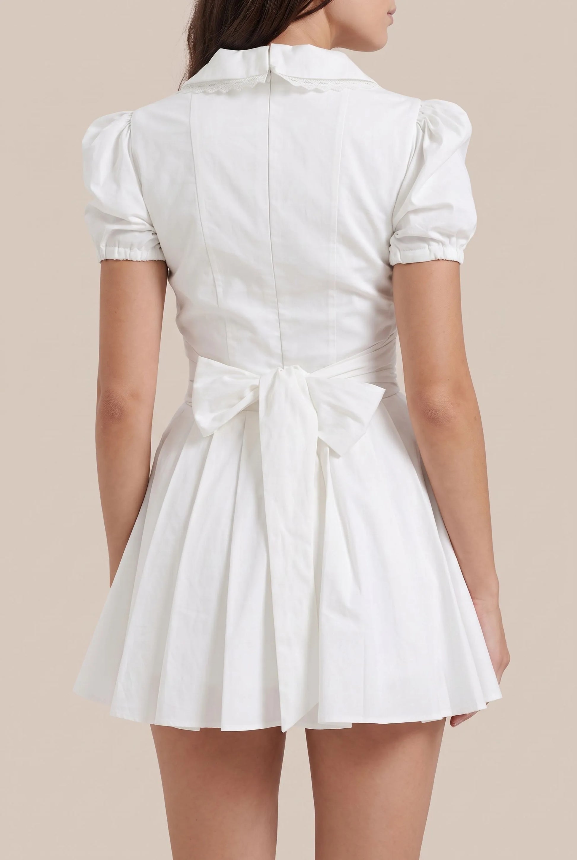 Pleatia | Kurzes Sommerkleid Mit Plissiertem Rockteil
