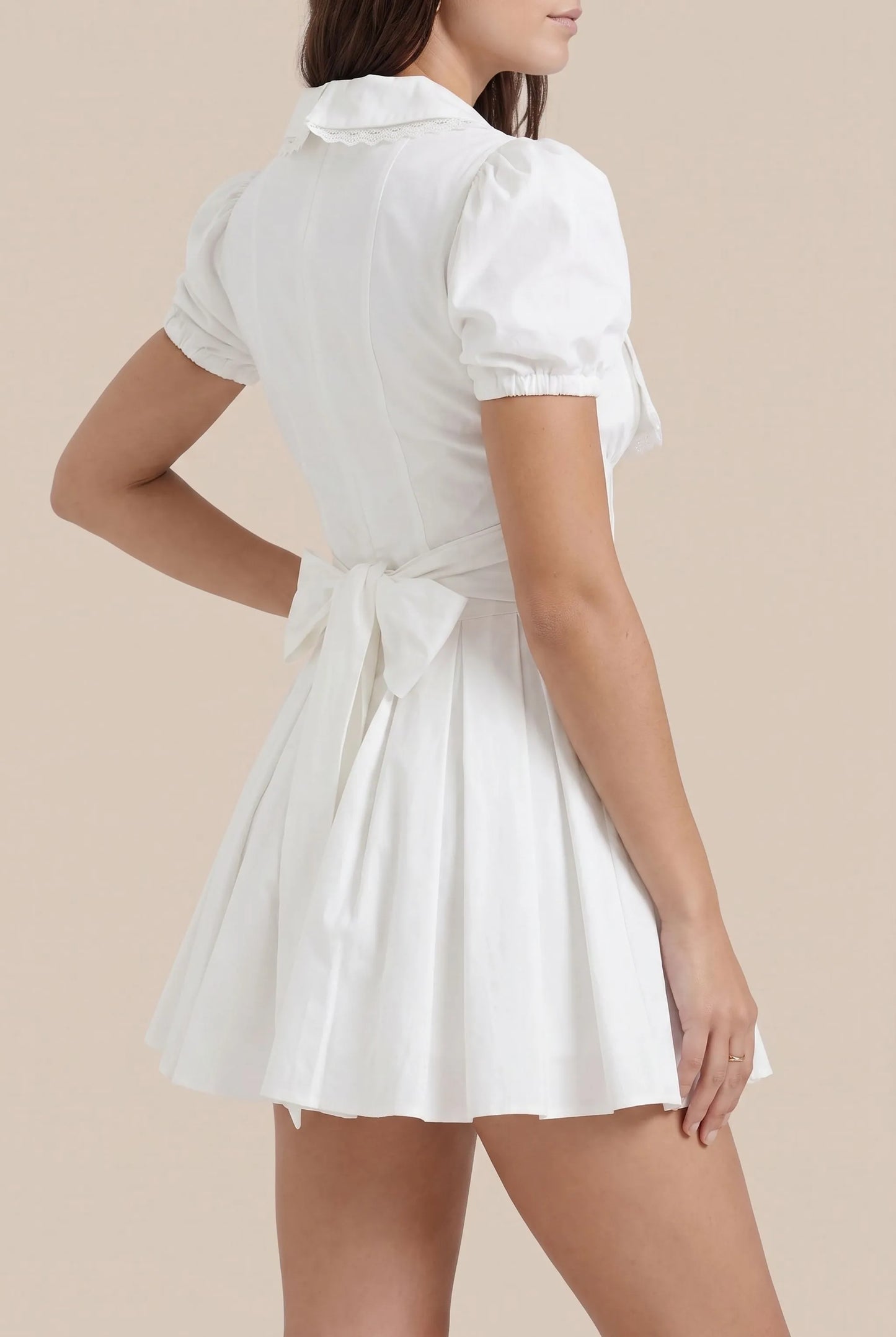 Pleatia | Kurzes Sommerkleid Mit Plissiertem Rockteil