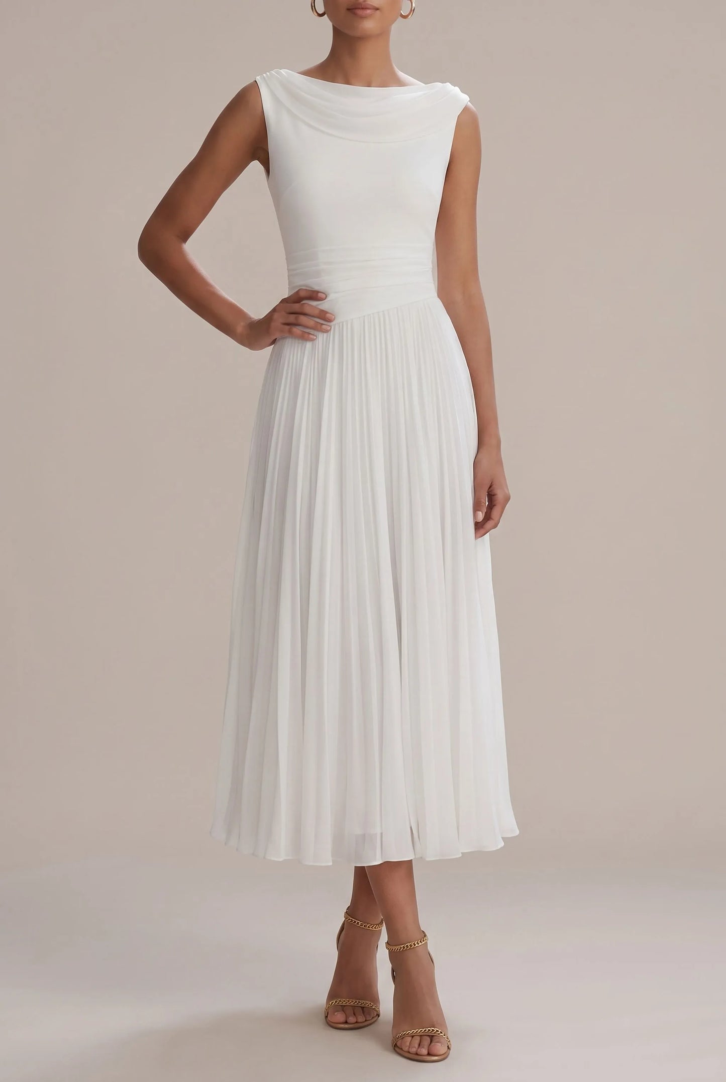 Pleatise | Ärmelloses Plisseekleid In Midilänge