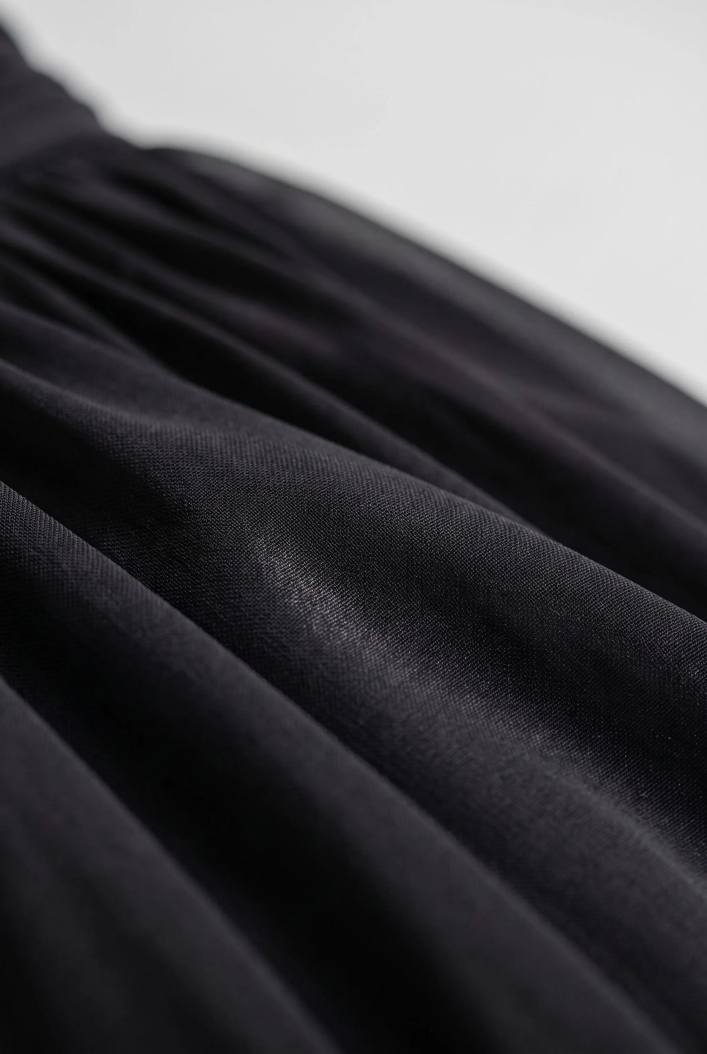 Pleatise | Ärmelloses Plisseekleid In Midilänge