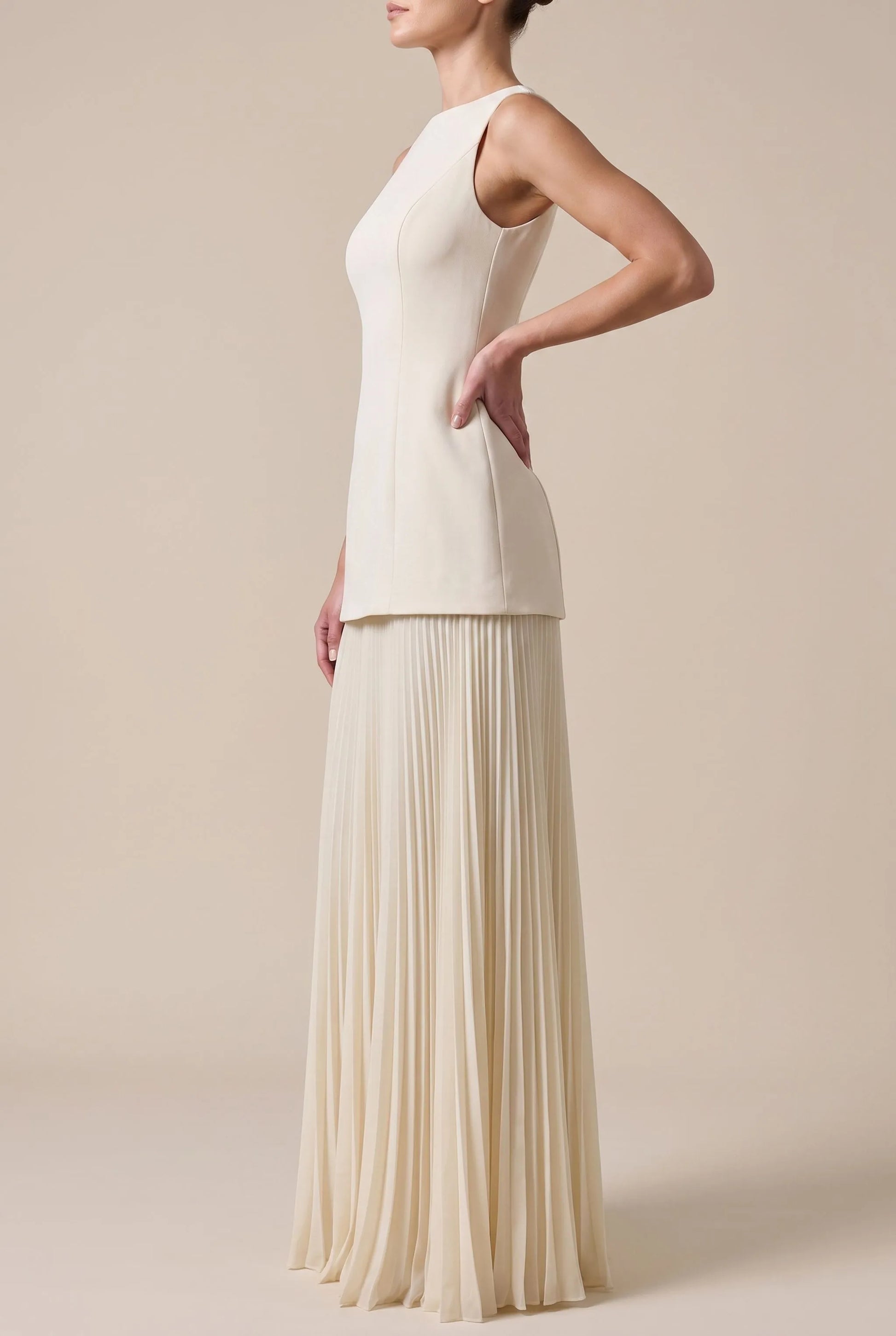 Pleatix | Strukturiertes Ärmelloses Maxikleid