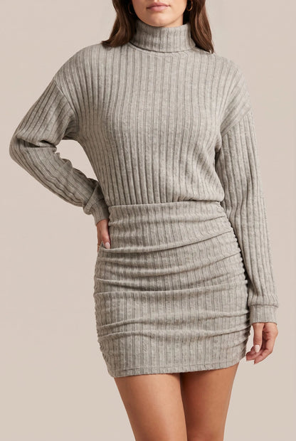 Ruvelia | Körperbetontes Rollkragen Strickkleid Für Damen