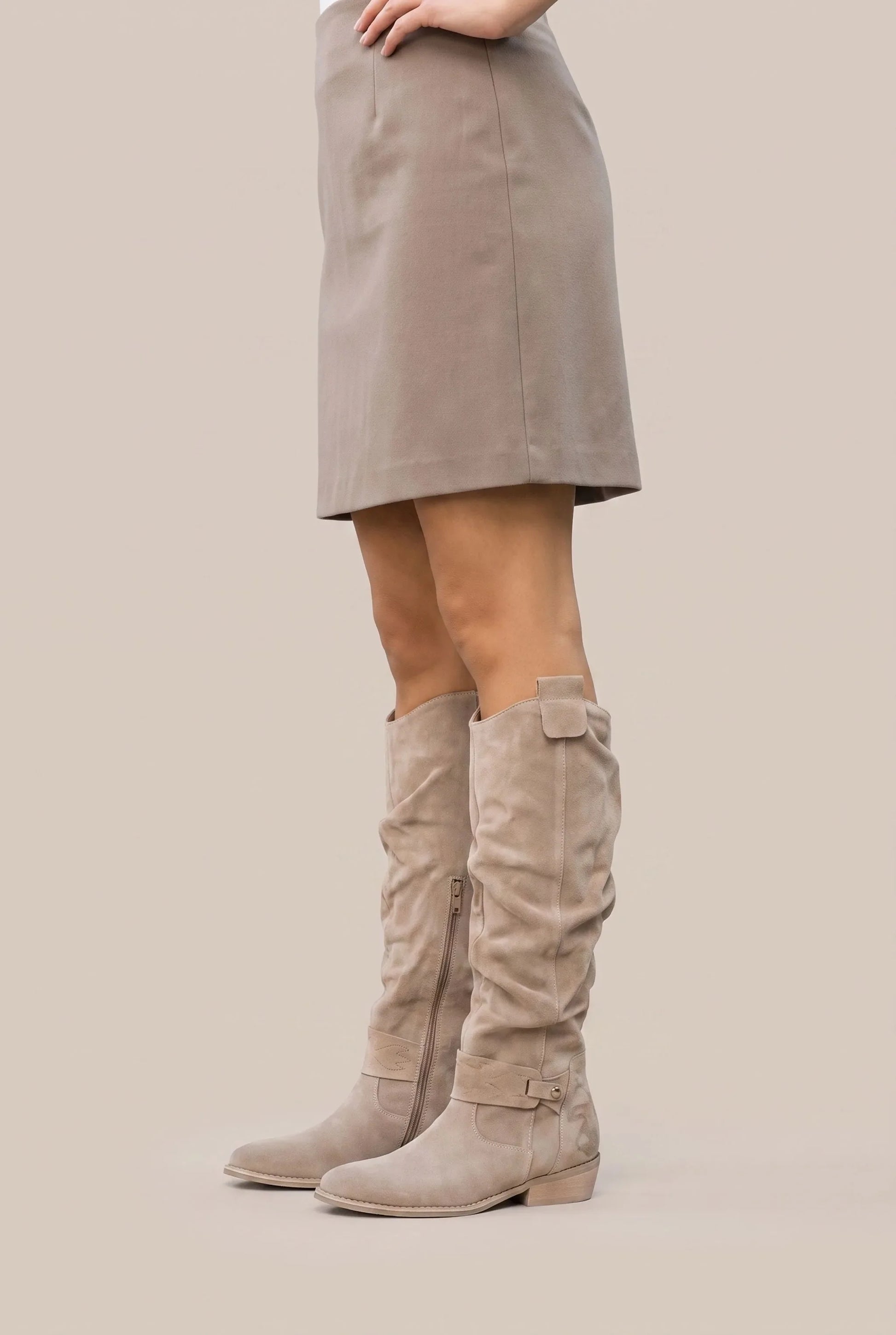 SlouchGait | Flache Damenstiefel Mit Raffung