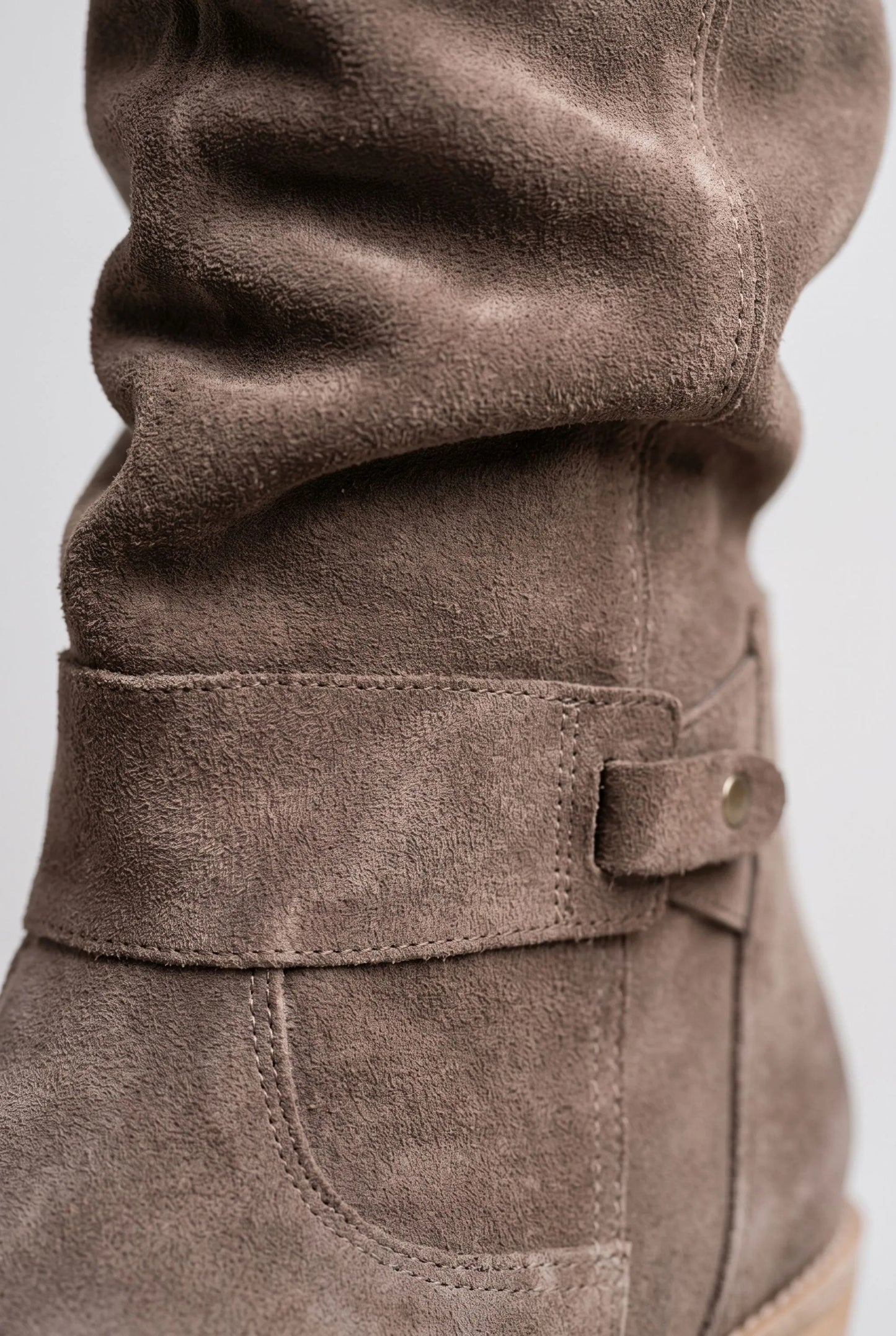 SlouchGait | Flache Damenstiefel Mit Raffung