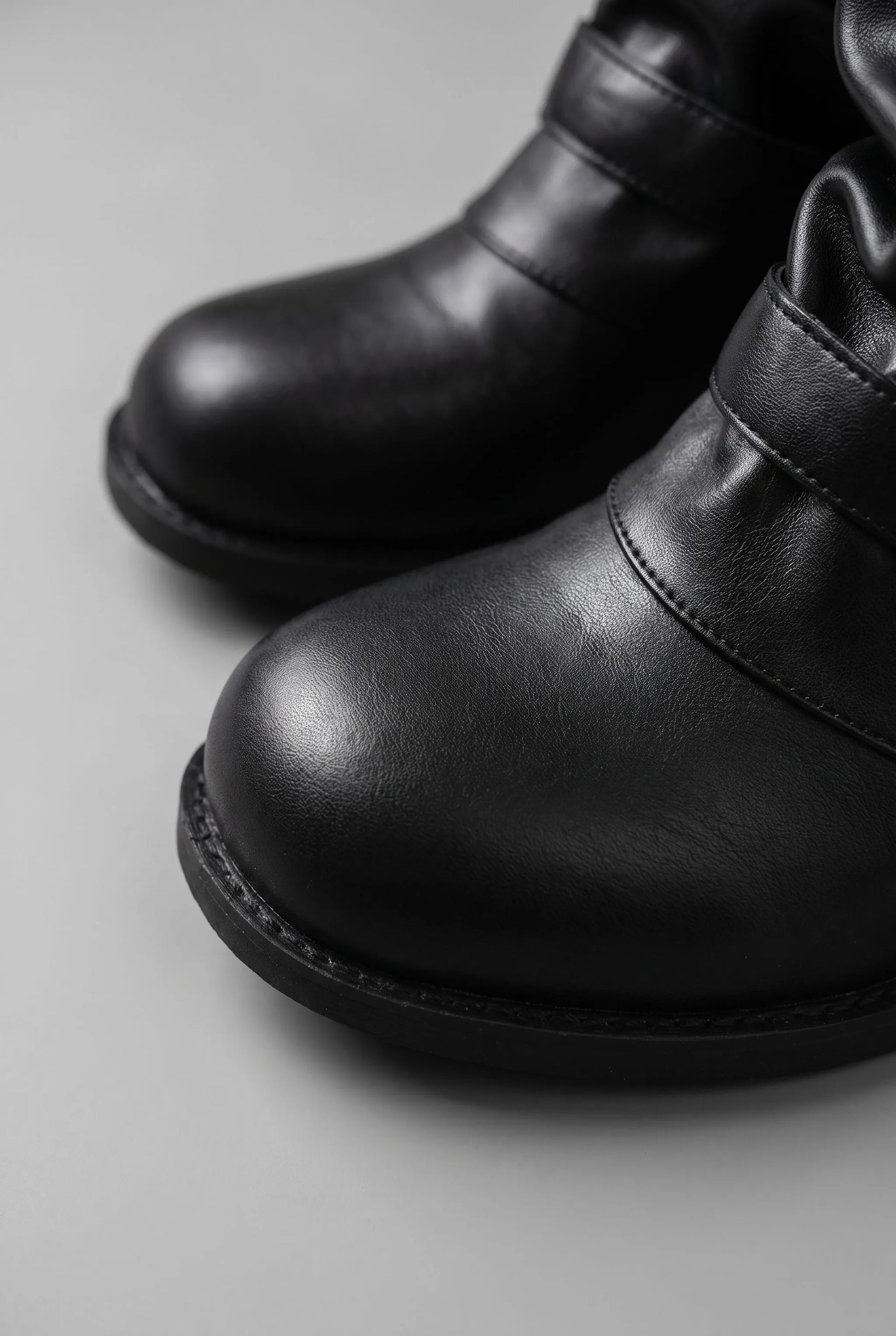 Sloucha | Bequeme Flache Damenstiefel Im Vintage-Look