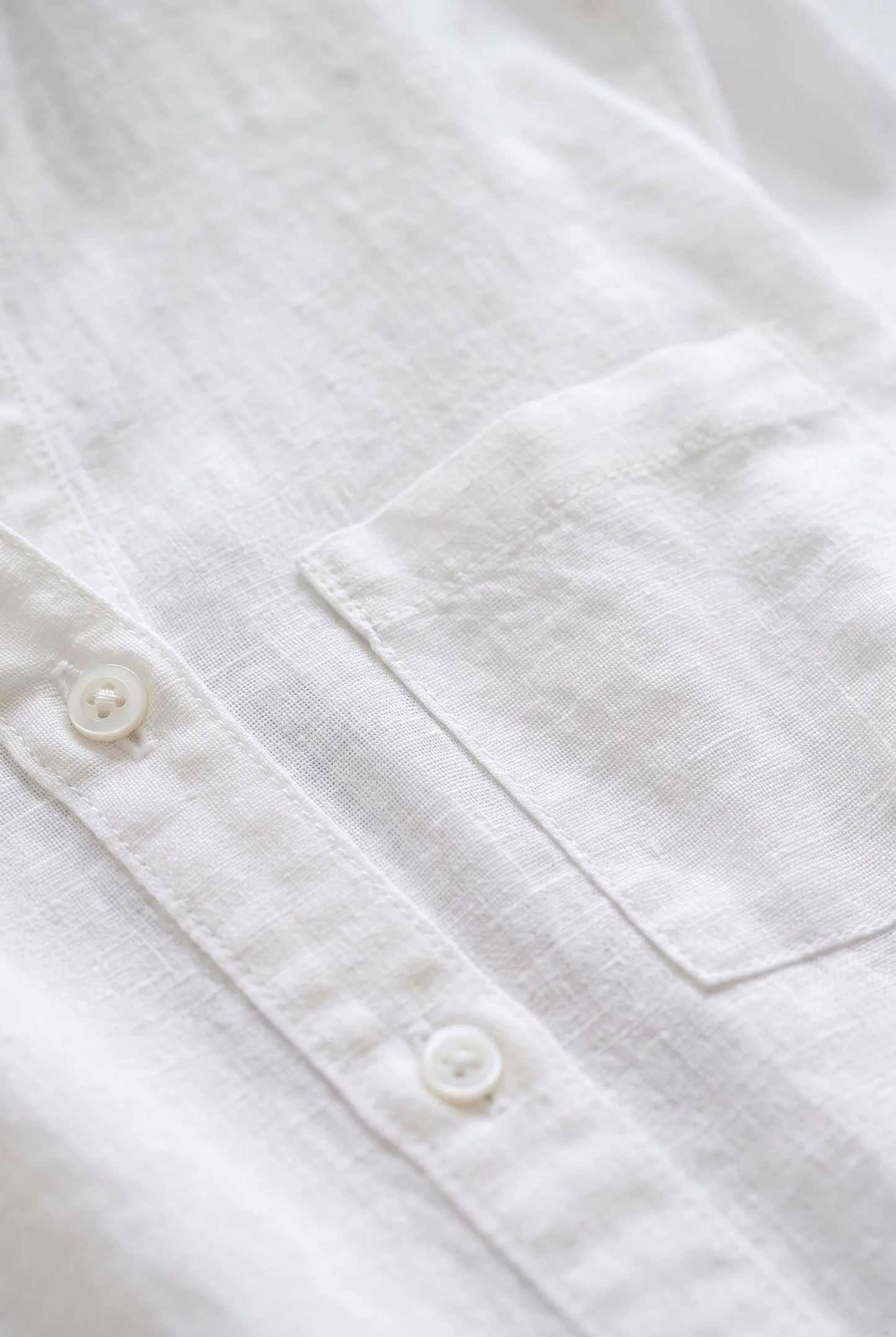 Solaris | Minimalistische Damenbluse Mit Lockerer Passform
