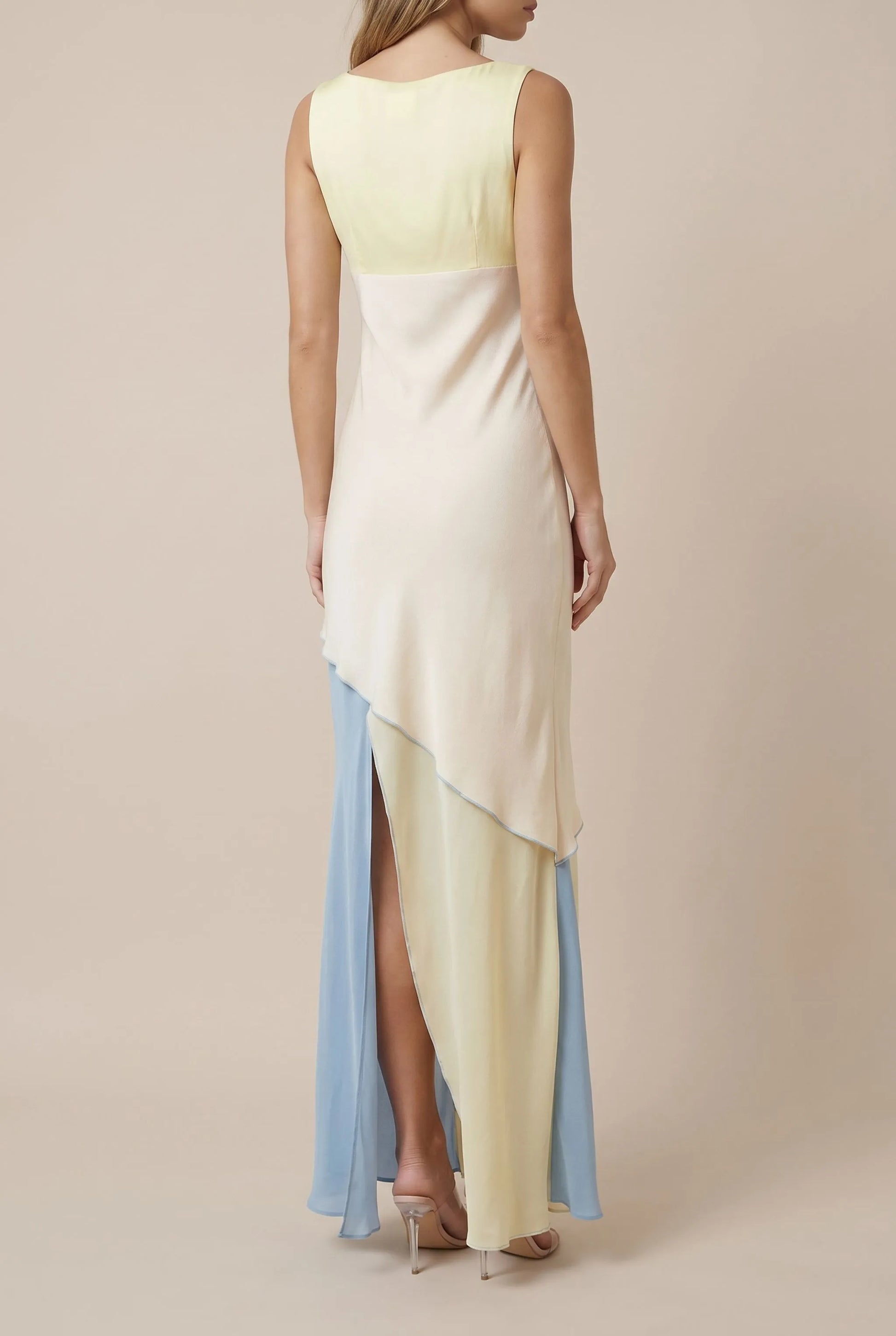 Solenis | Elegantes Maxikleid Mit Asymmetrischem Ausschnitt