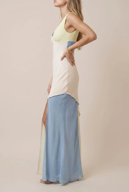 Solenis | Elegantes Maxikleid Mit Asymmetrischem Ausschnitt